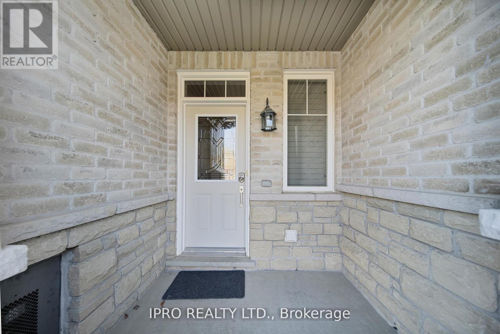 












8 ICEFALL ROAD

,
Caledon,




Ontario
L7C3T6


