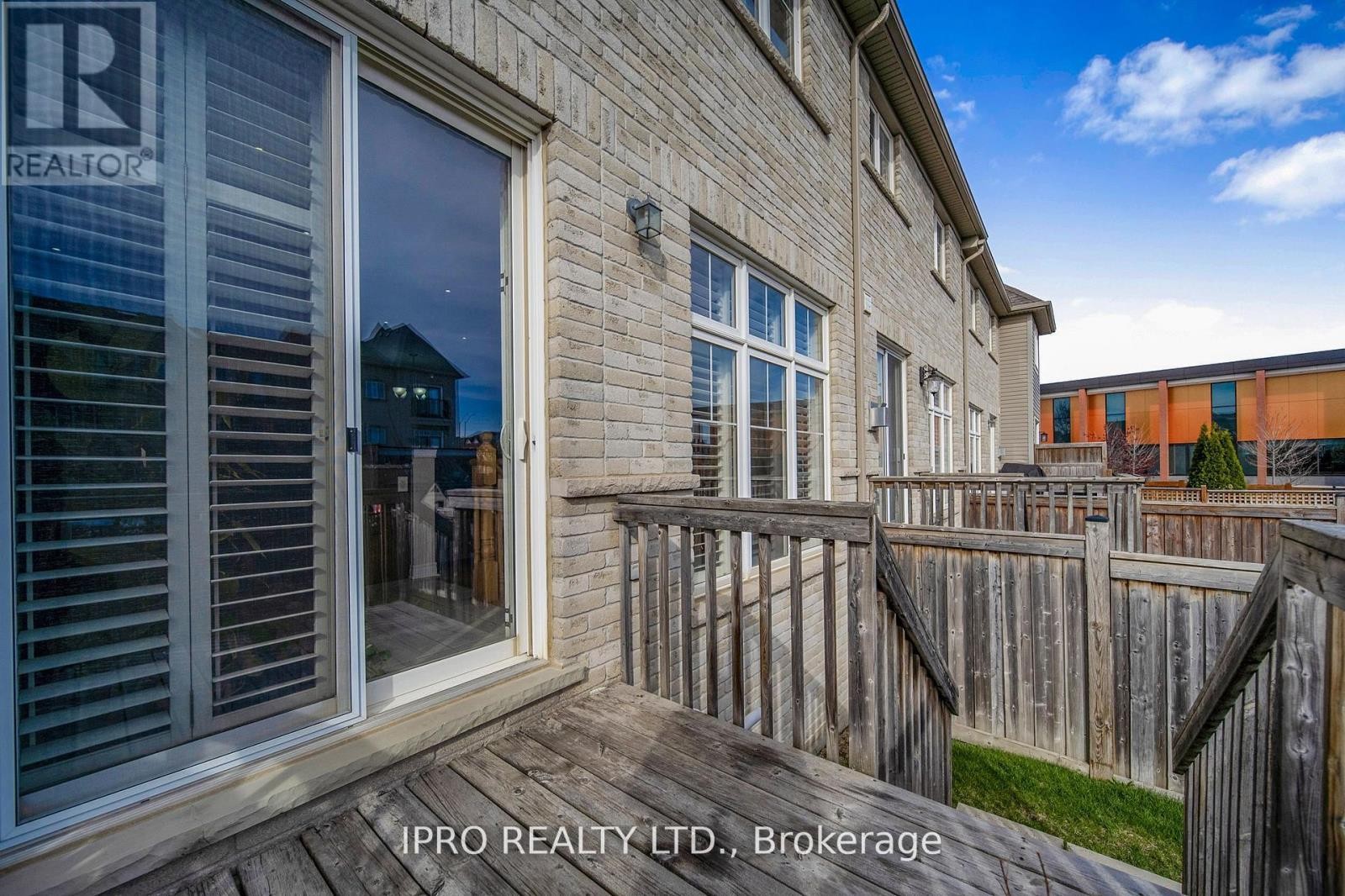 












8 ICEFALL ROAD

,
Caledon,




Ontario
L7C3T6

