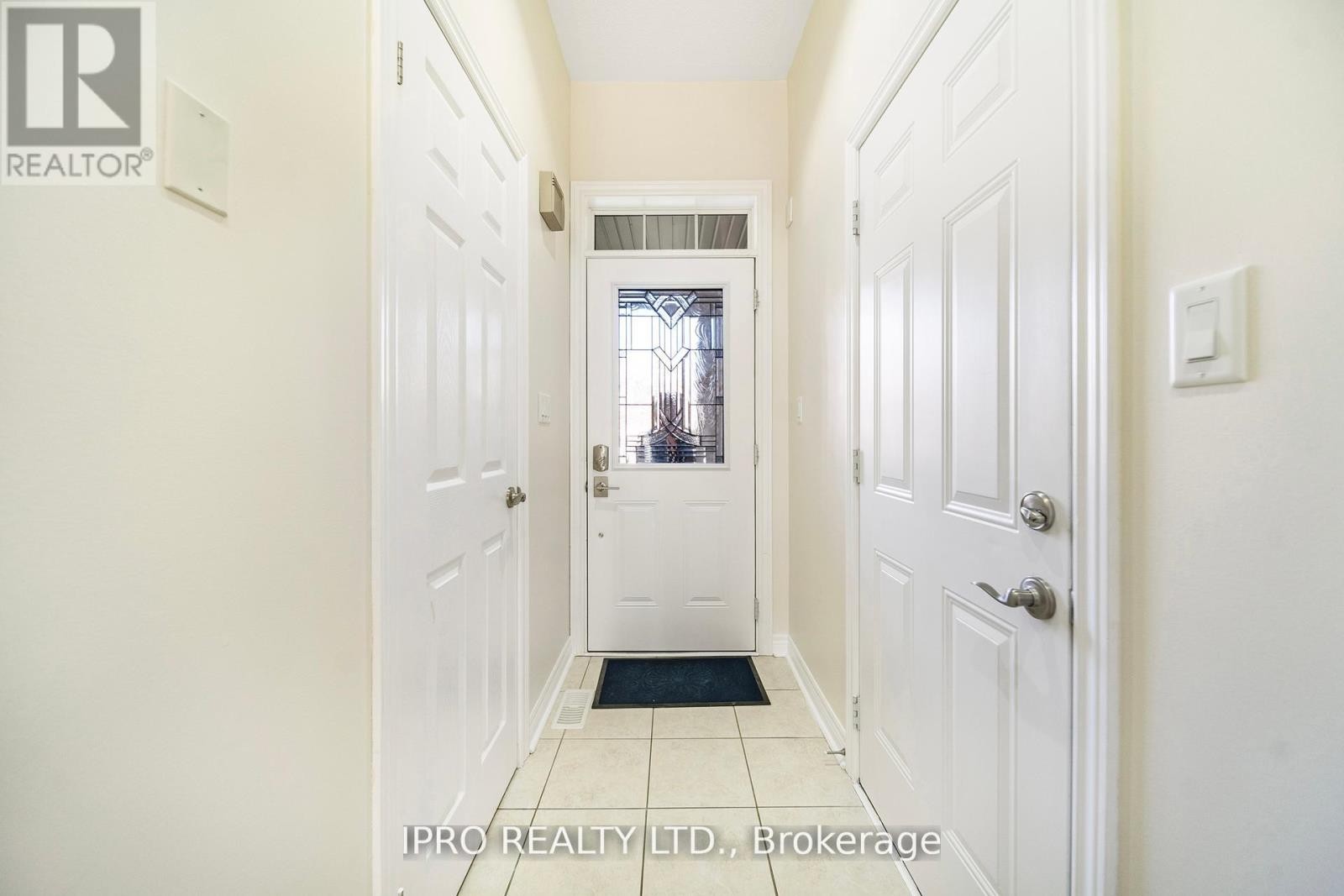 












8 ICEFALL ROAD

,
Caledon,




Ontario
L7C3T6

