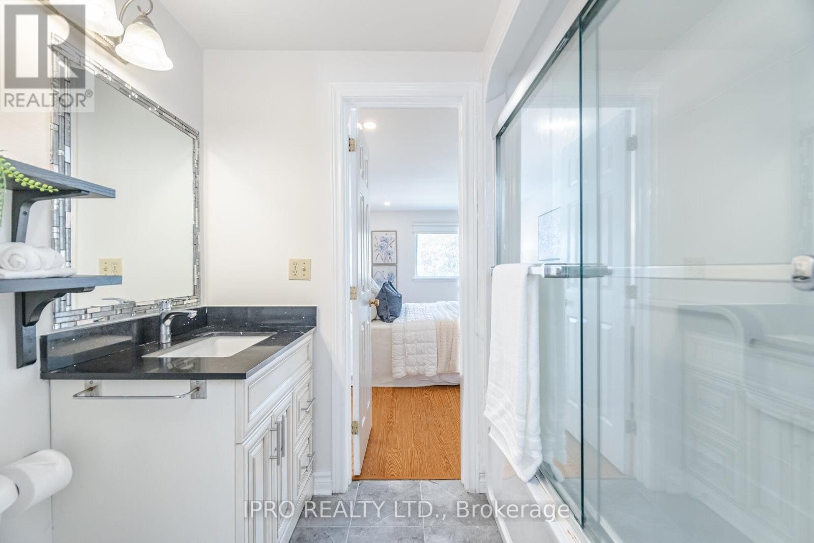 












734 BRIAR CRESCENT

,
Milton (DP Dorset Park),




Ontario
L9T3Z8

