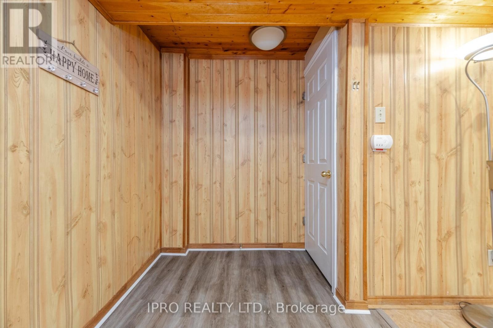 












734 BRIAR CRESCENT

,
Milton (DP Dorset Park),




Ontario
L9T3Z8

