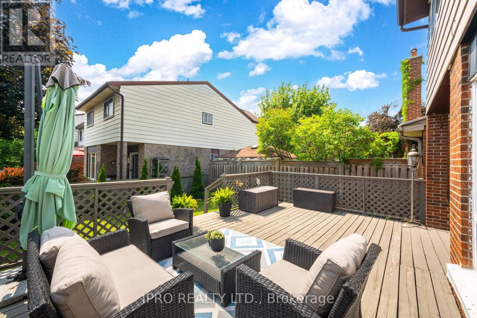 












734 BRIAR CRESCENT

,
Milton (DP Dorset Park),




Ontario
L9T3Z8


