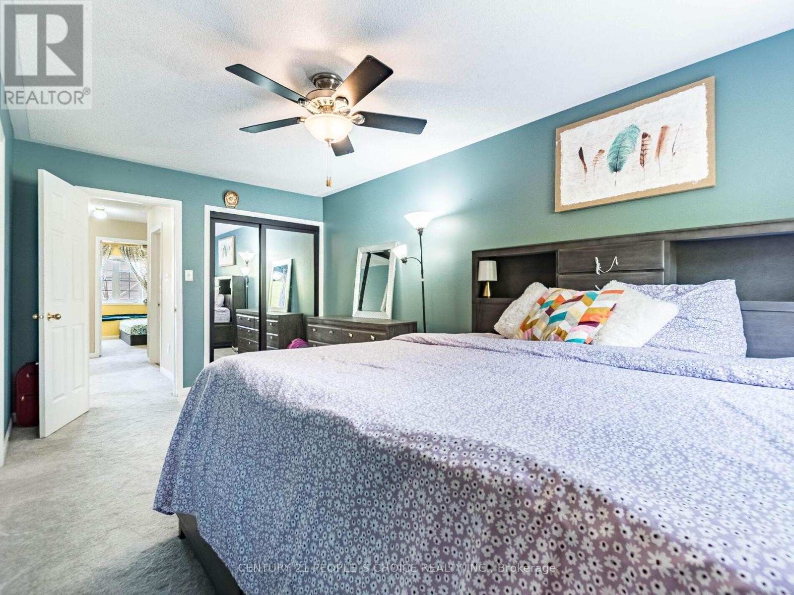 












18 PALOMINO TRAIL

,
Halton Hills (Georgetown),




Ontario
L7G6E9

