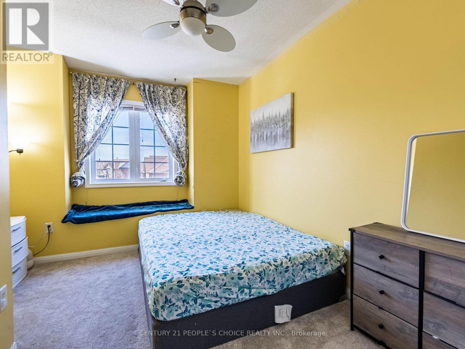 












18 PALOMINO TRAIL

,
Halton Hills (Georgetown),




Ontario
L7G6E9

