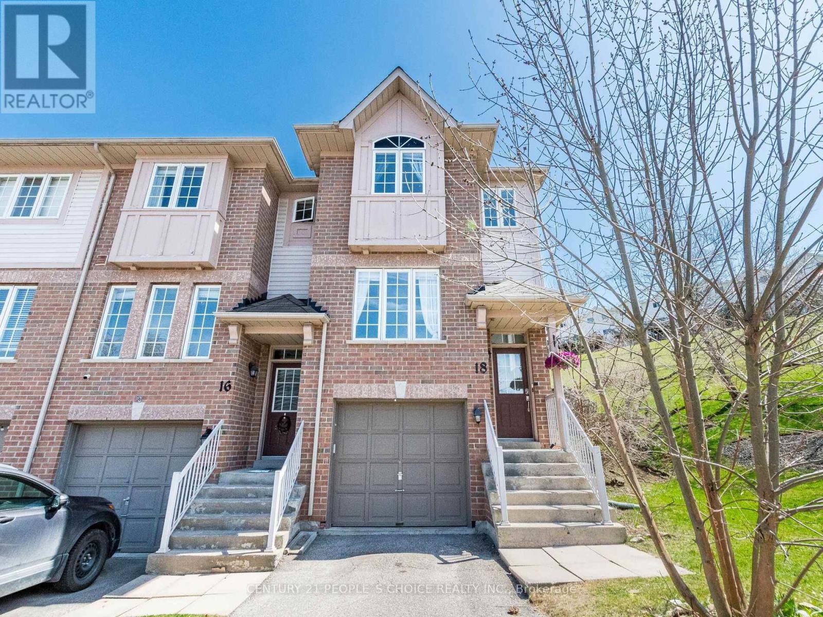 












18 PALOMINO TRAIL

,
Halton Hills (Georgetown),




Ontario
L7G6E9

