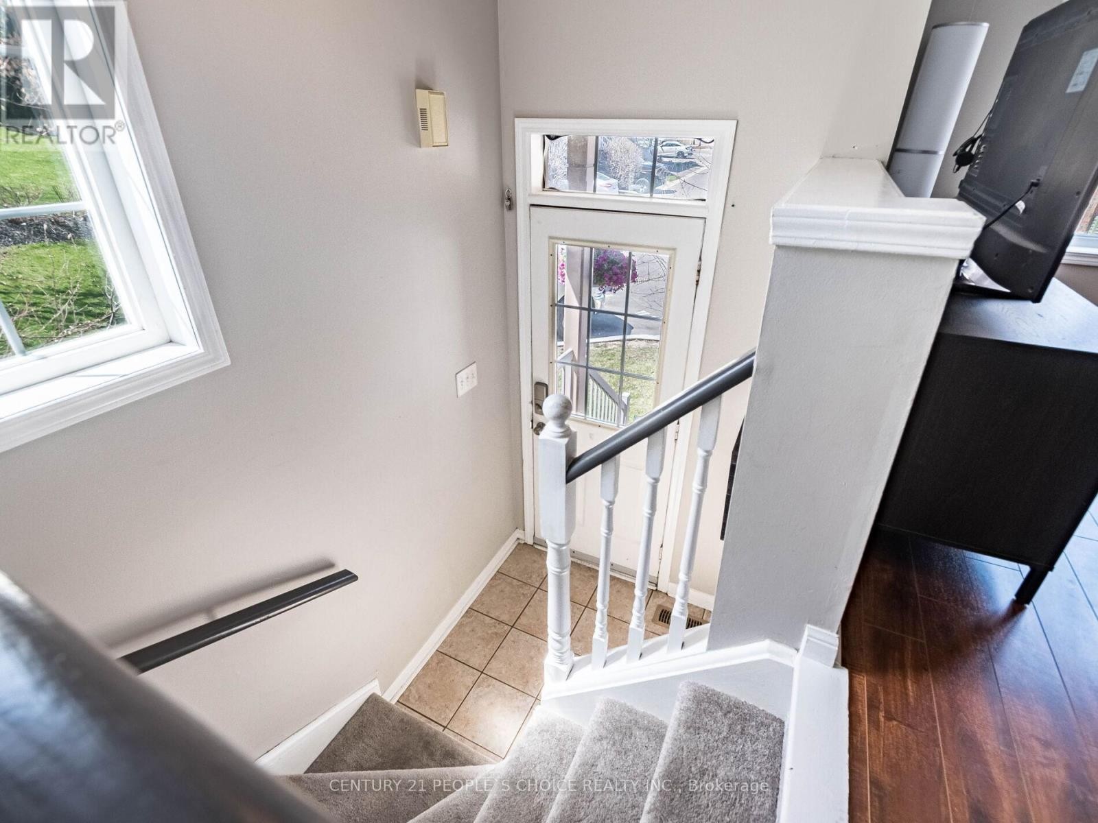 












18 PALOMINO TRAIL

,
Halton Hills (Georgetown),




Ontario
L7G6E9

