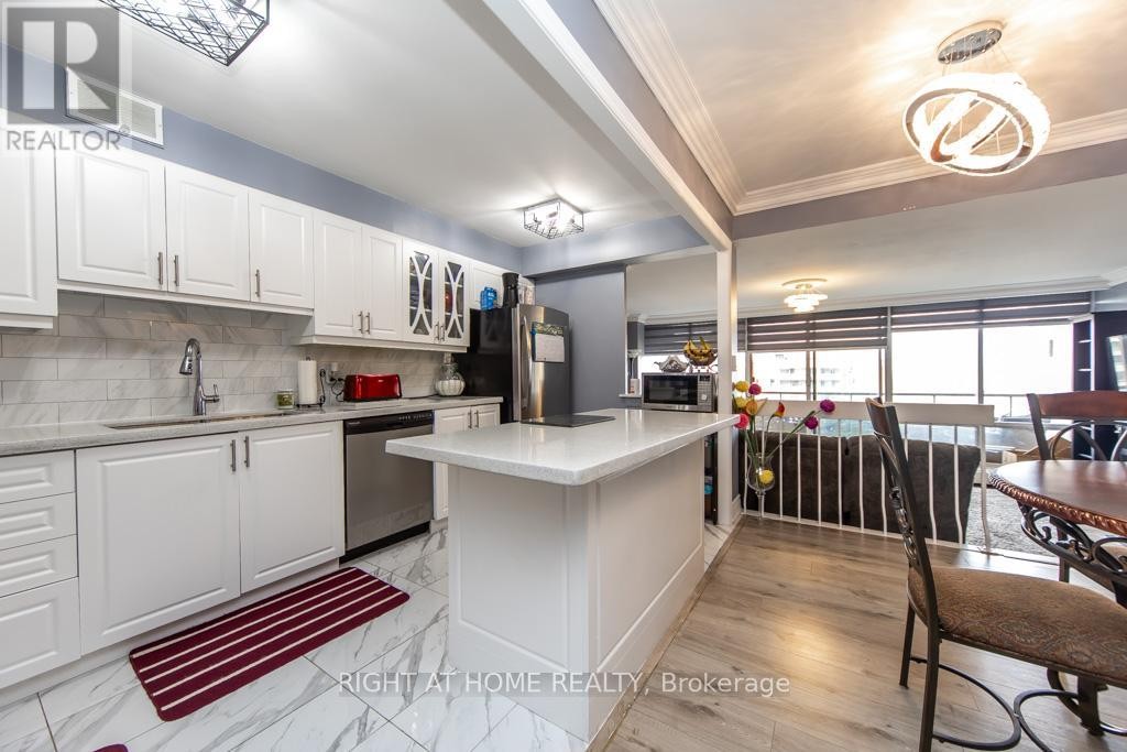 












1103 - 9 FOUR WINDS DRIVE

,
Toronto (York University Heights),




Ontario
M3J2S8


