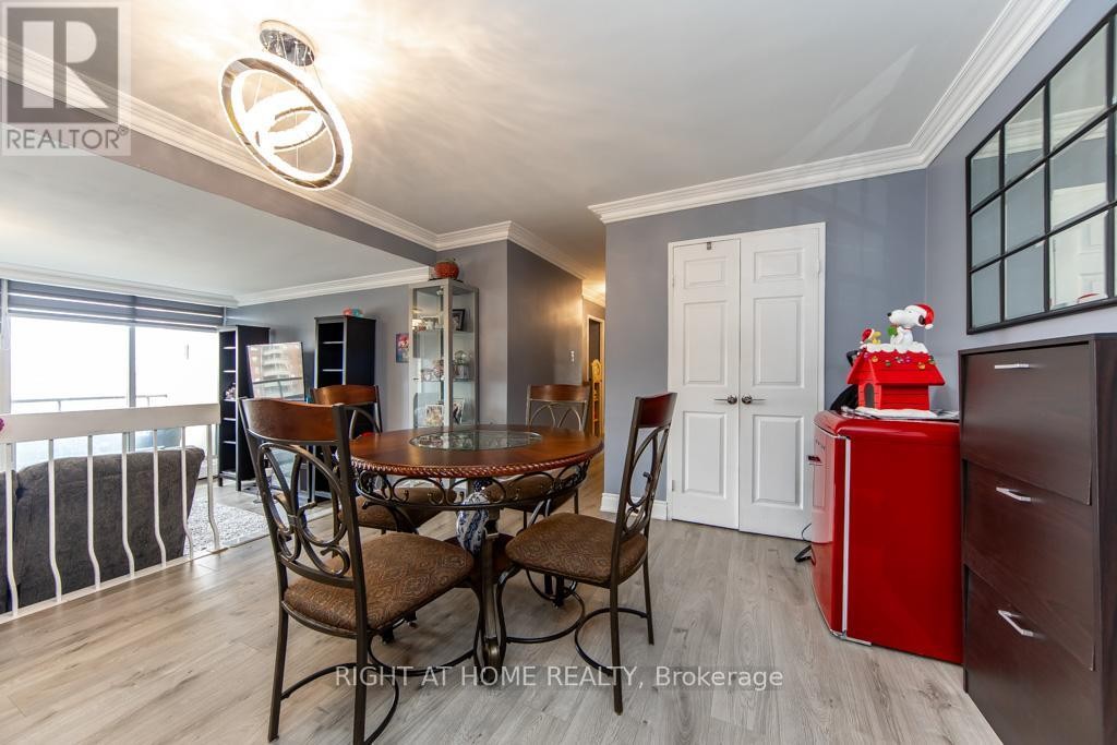 












1103 - 9 FOUR WINDS DRIVE

,
Toronto (York University Heights),




Ontario
M3J2S8

