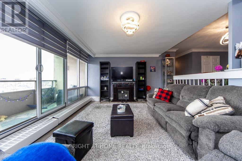 












1103 - 9 FOUR WINDS DRIVE

,
Toronto (York University Heights),




Ontario
M3J2S8

