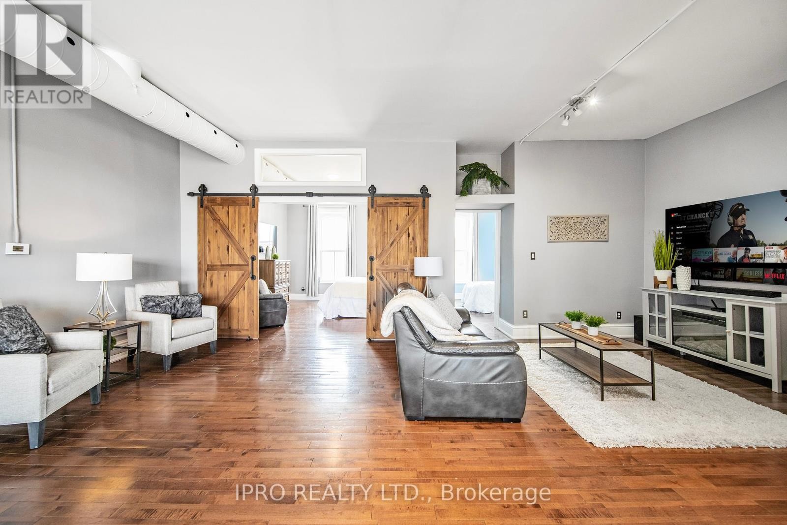 












2 - 166 BROADWAY AVENUE

,
Orangeville,




Ontario
L9W1K3

