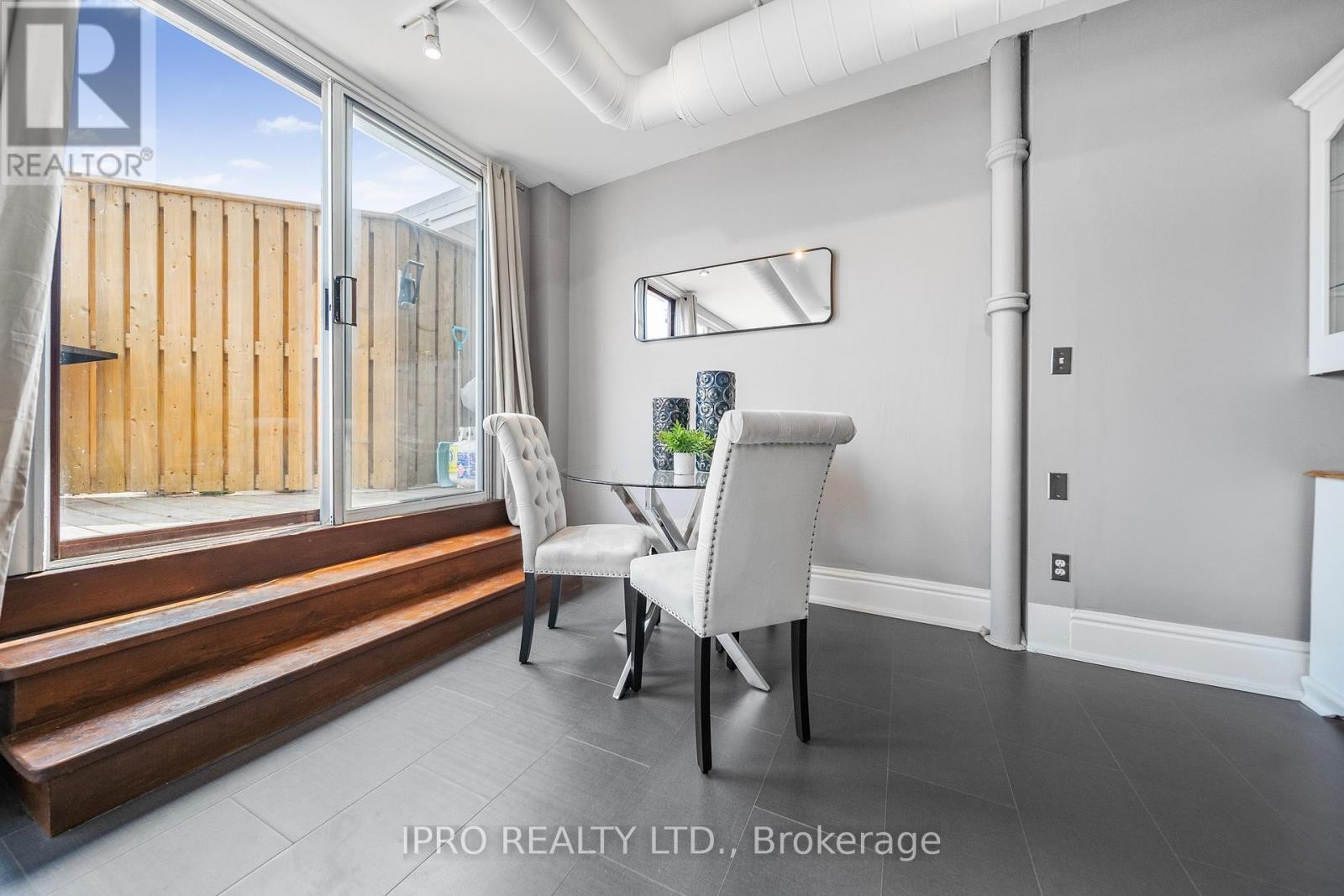 












2 - 166 BROADWAY AVENUE

,
Orangeville,




Ontario
L9W1K3

