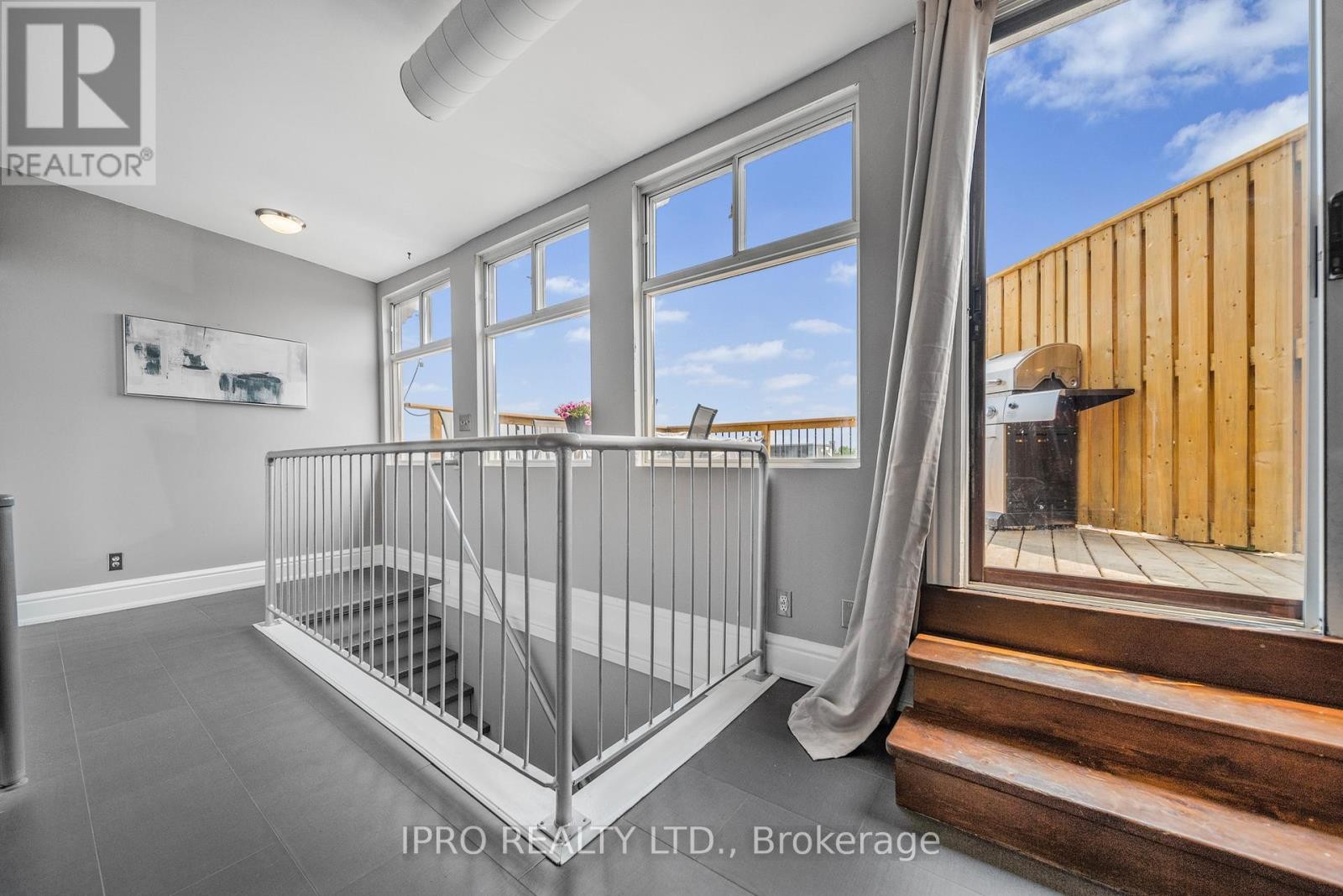 












2 - 166 BROADWAY AVENUE

,
Orangeville,




Ontario
L9W1K3


