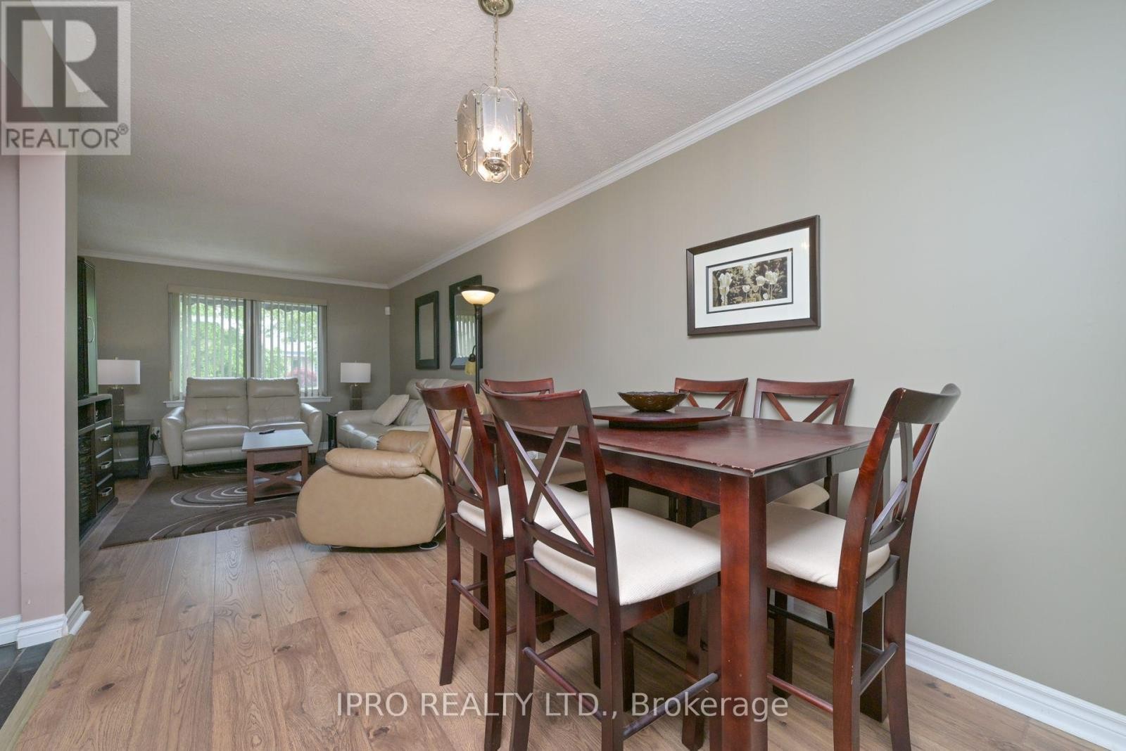 












44 MARBLEHEAD CRESCENT

,
Brampton (Central Park),




Ontario
L6S2V1

