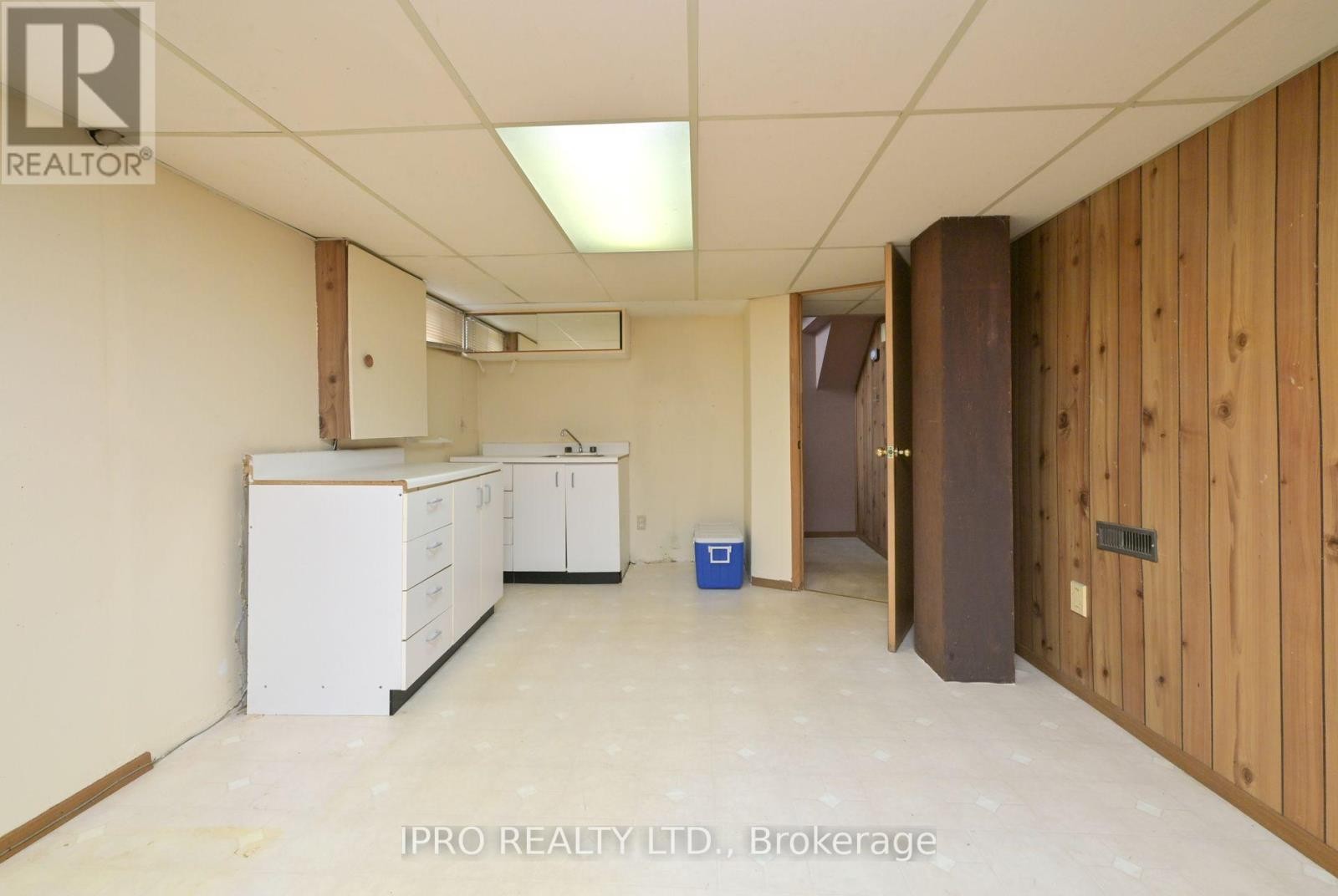 












44 MARBLEHEAD CRESCENT

,
Brampton (Central Park),




Ontario
L6S2V1

