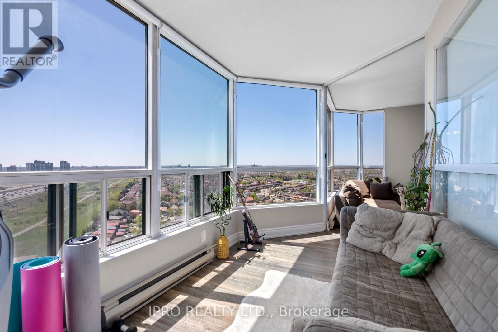 












2106 - 4460 TUCANA COURT

,
Mississauga (Hurontario),




Ontario
L5R3K9

