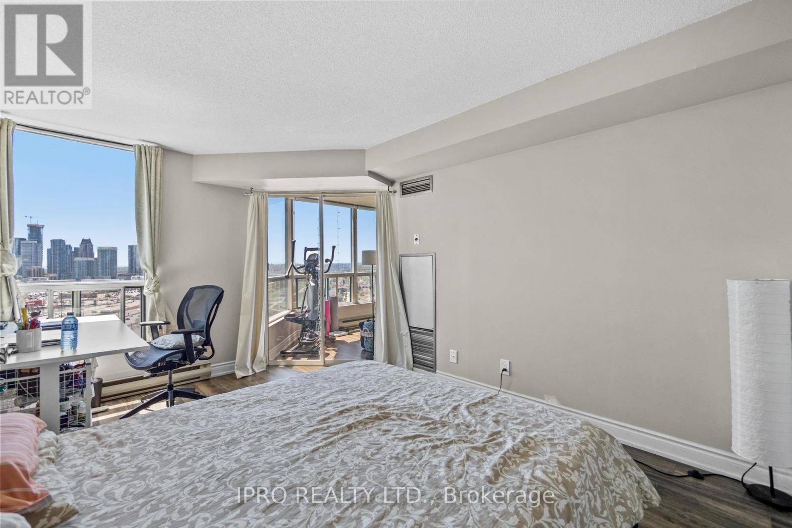 












2106 - 4460 TUCANA COURT

,
Mississauga (Hurontario),




Ontario
L5R3K9

