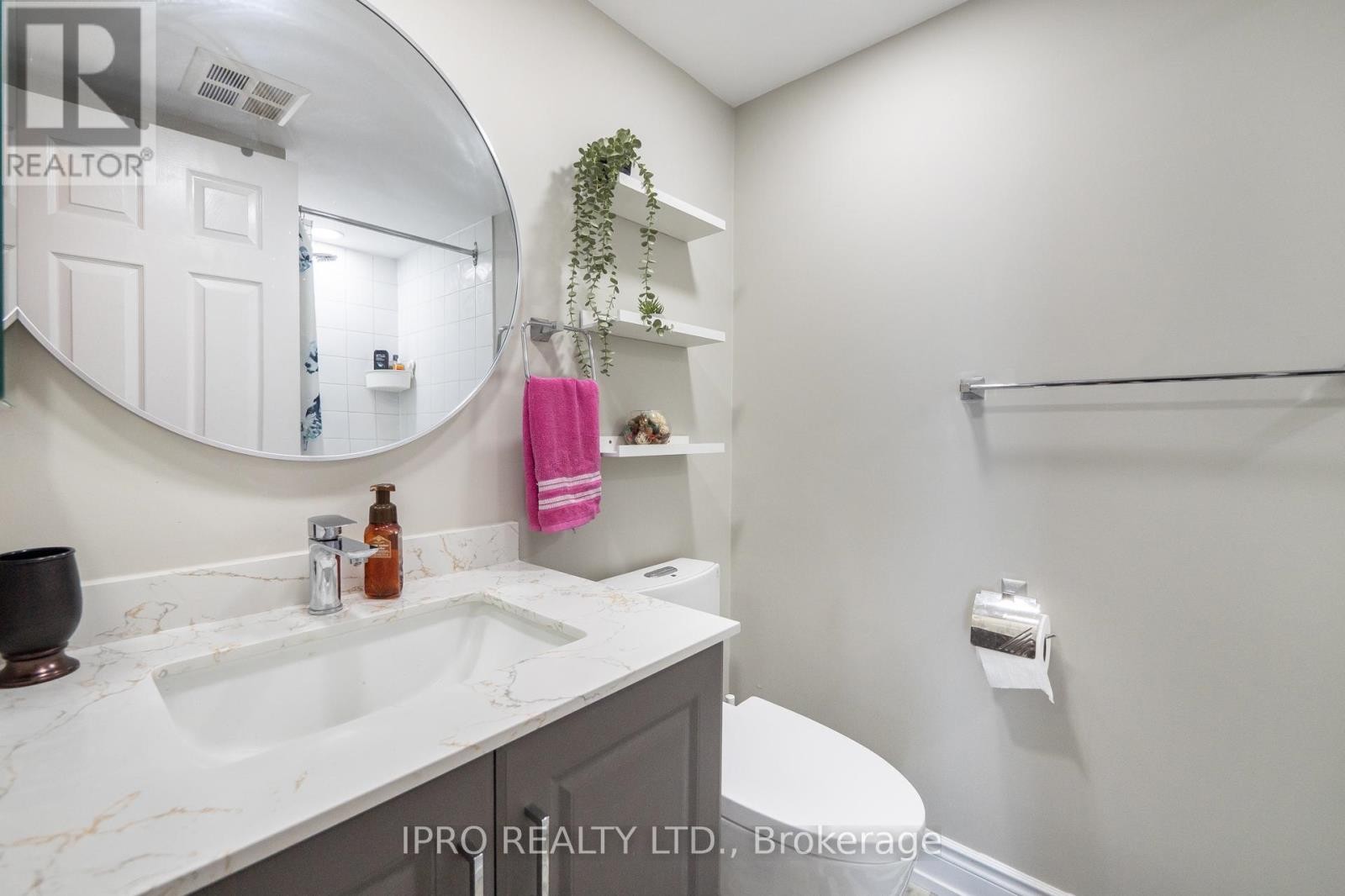 












2106 - 4460 TUCANA COURT

,
Mississauga (Hurontario),




Ontario
L5R3K9

