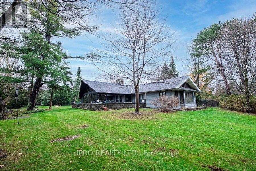 












1356 OAK LANE

,
Mississauga (Lorne Park),




Ontario
L5H2X7

