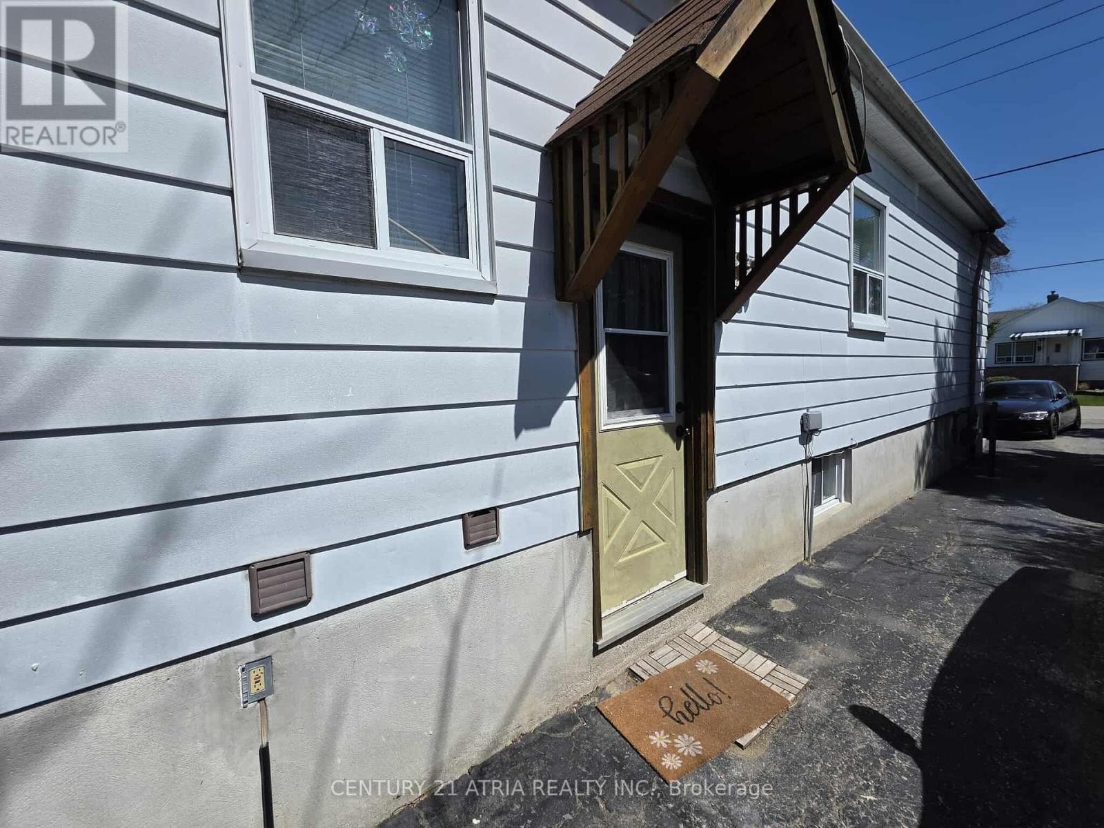 












931 GARDNER AVENUE

,
Mississauga (Lakeview),




Ontario
L5E1B3

