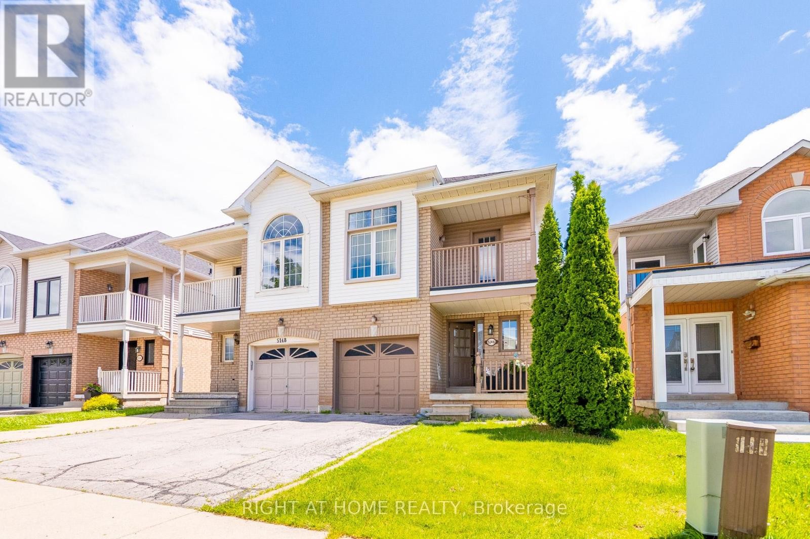 












5146 PORTER STREET

,
Burlington (Uptown),




Ontario
L7L6K8

