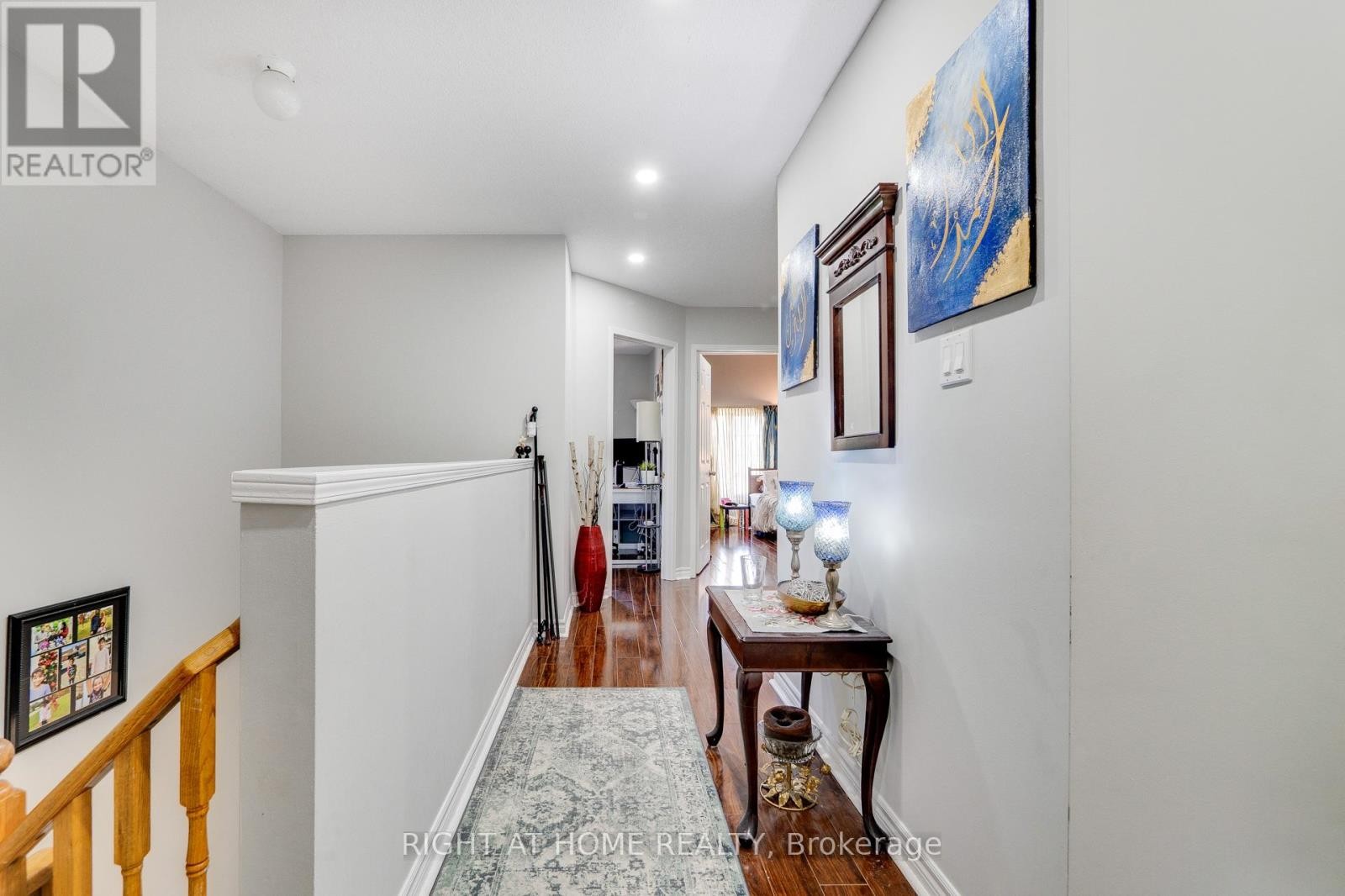 












5146 PORTER STREET

,
Burlington (Uptown),




Ontario
L7L6K8

