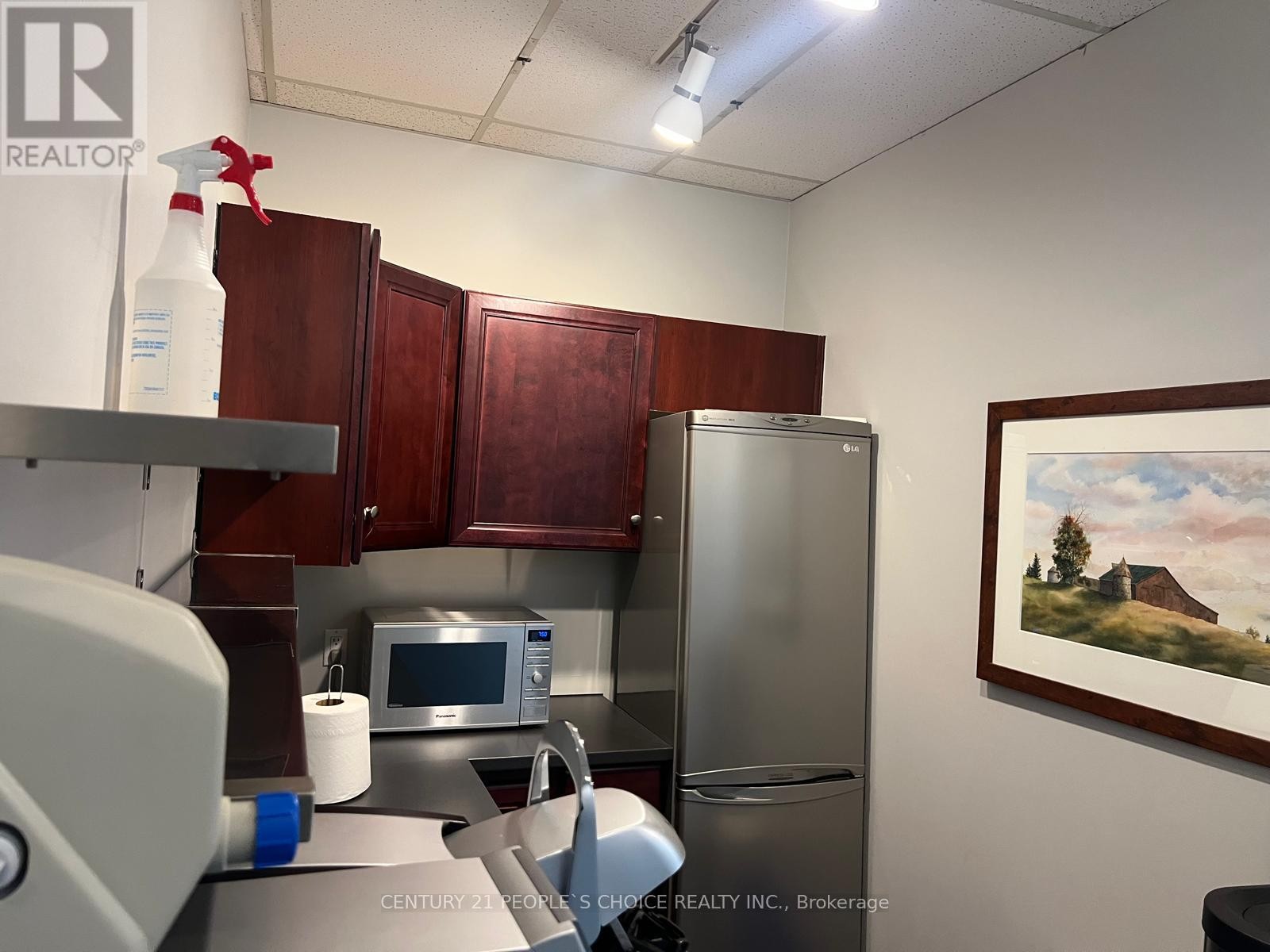 












208 - 420 MAIN STREET E

,
Milton (OM Old Milton),




Ontario
L9T5G3

