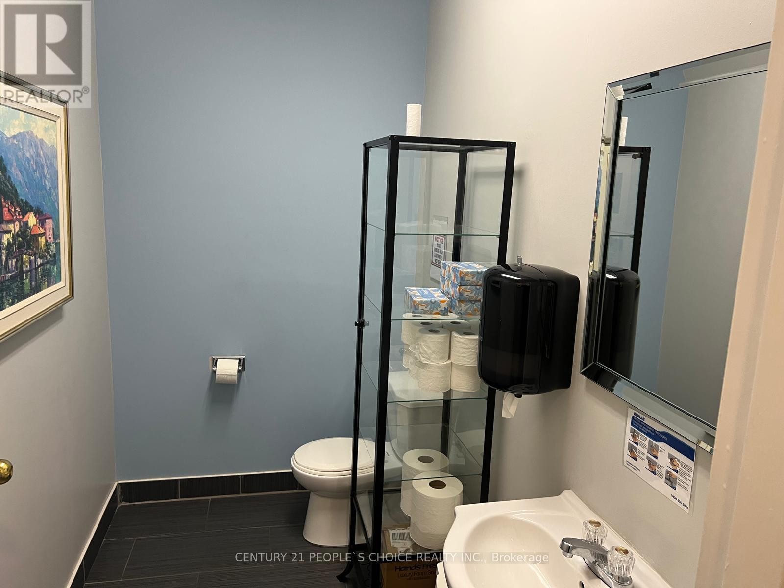 












208 - 420 MAIN STREET E

,
Milton (OM Old Milton),




Ontario
L9T5G3

