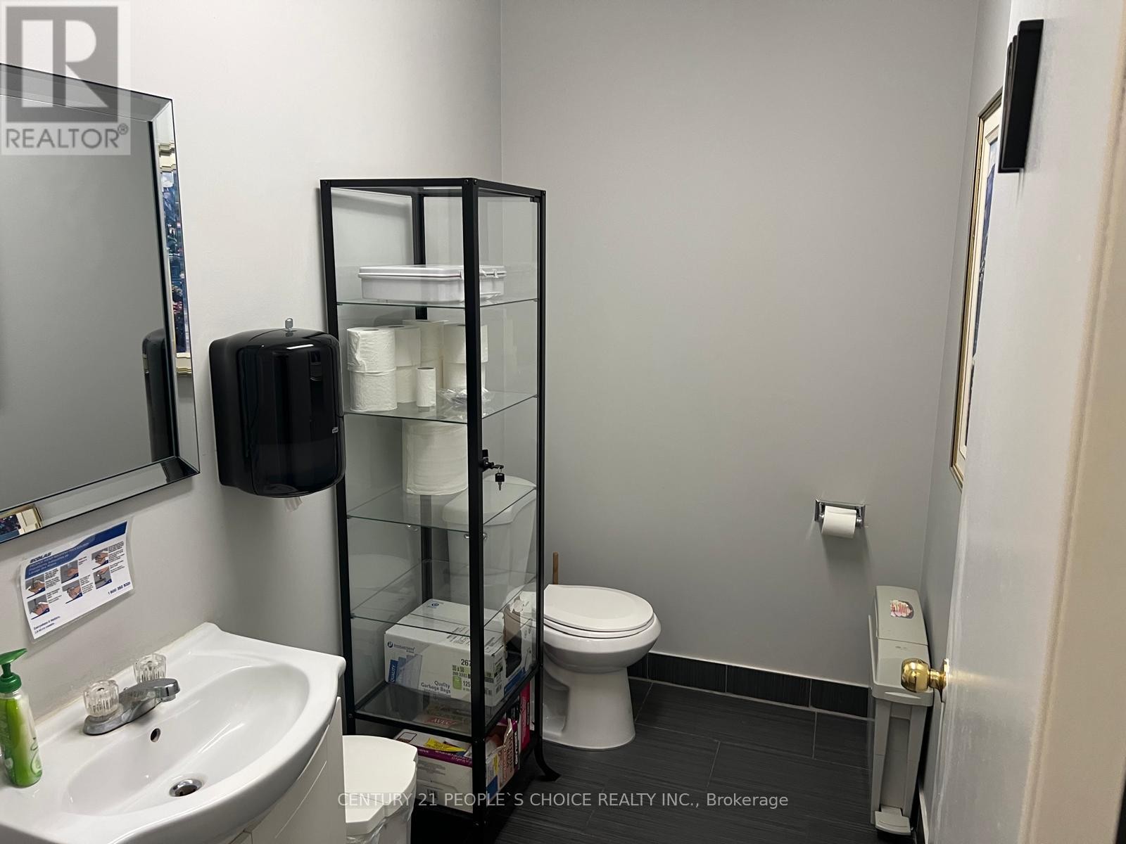 












208 - 420 MAIN STREET E

,
Milton (OM Old Milton),




Ontario
L9T5G3

