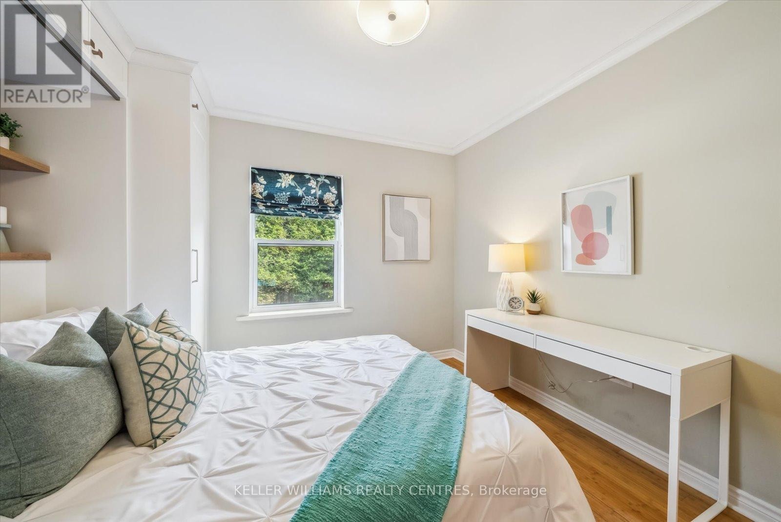 












13 VILLA ROAD

,
Toronto (Long Branch),




Ontario
M8W1M4

