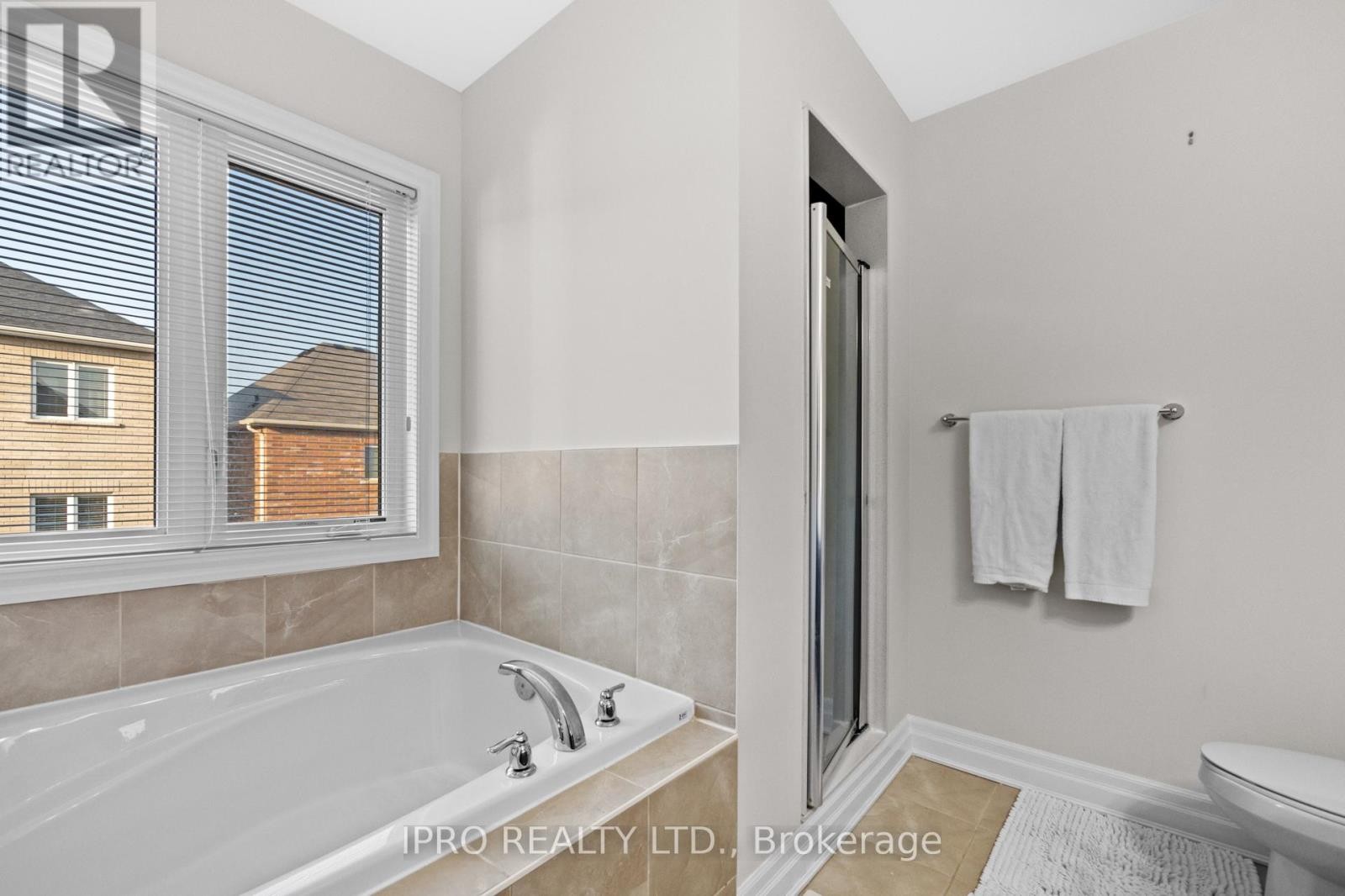 












923 PENSON CRESCENT

,
Milton (CO Coates),




Ontario
L9T8Z7

