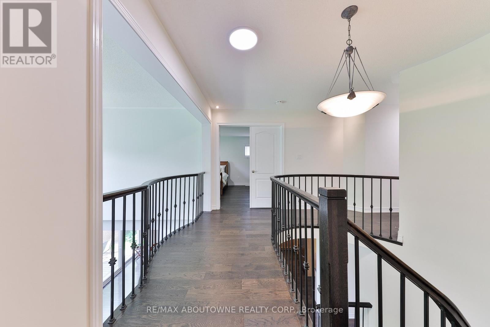 












317 NAUTICAL BOULEVARD

,
Oakville (BR Bronte),




Ontario
L6L0C1

