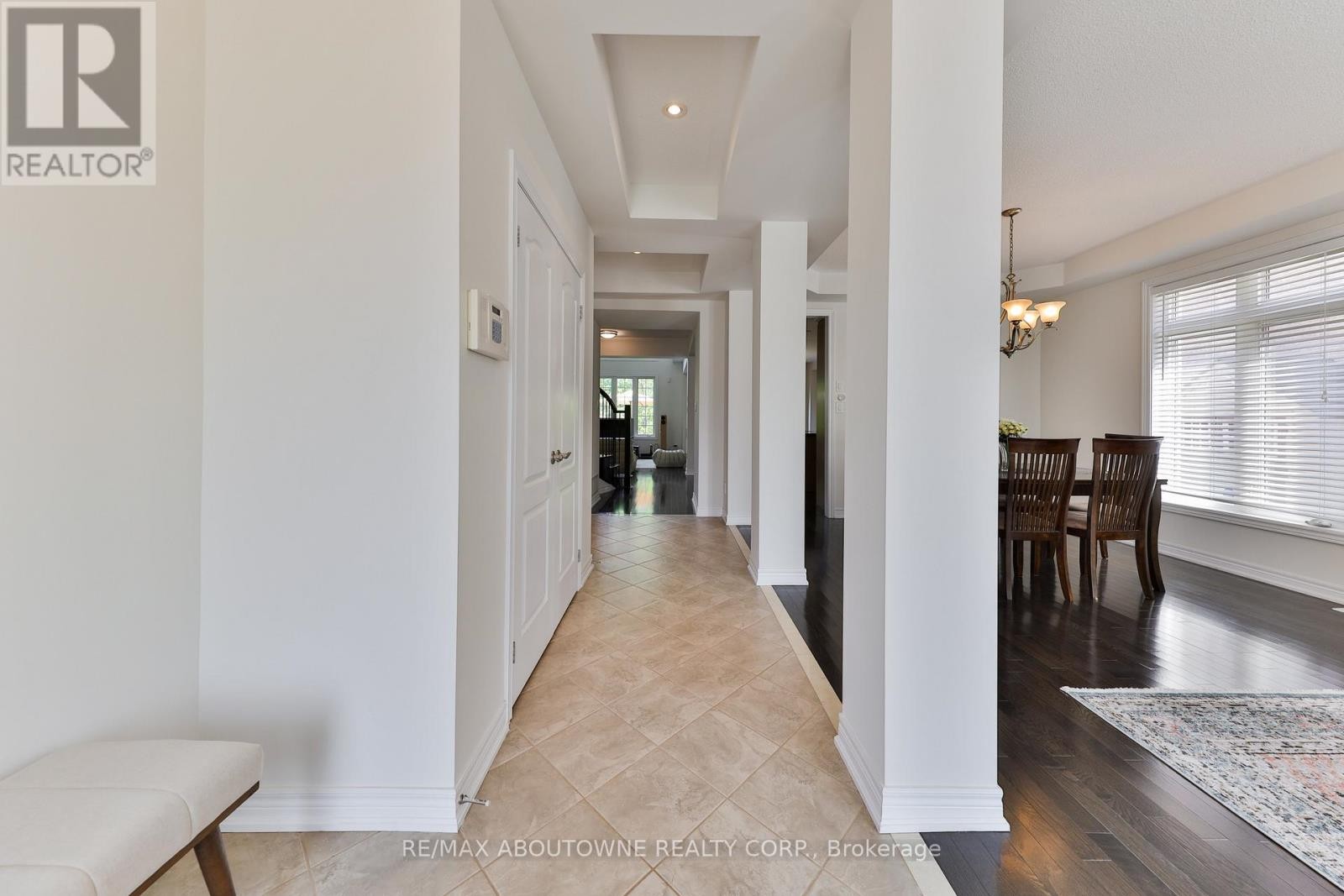 












317 NAUTICAL BOULEVARD

,
Oakville (BR Bronte),




Ontario
L6L0C1

