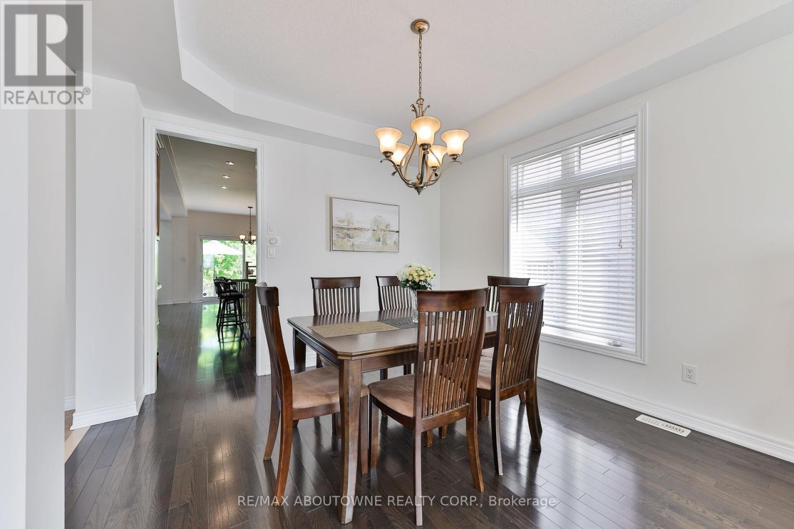 












317 NAUTICAL BOULEVARD

,
Oakville (BR Bronte),




Ontario
L6L0C1

