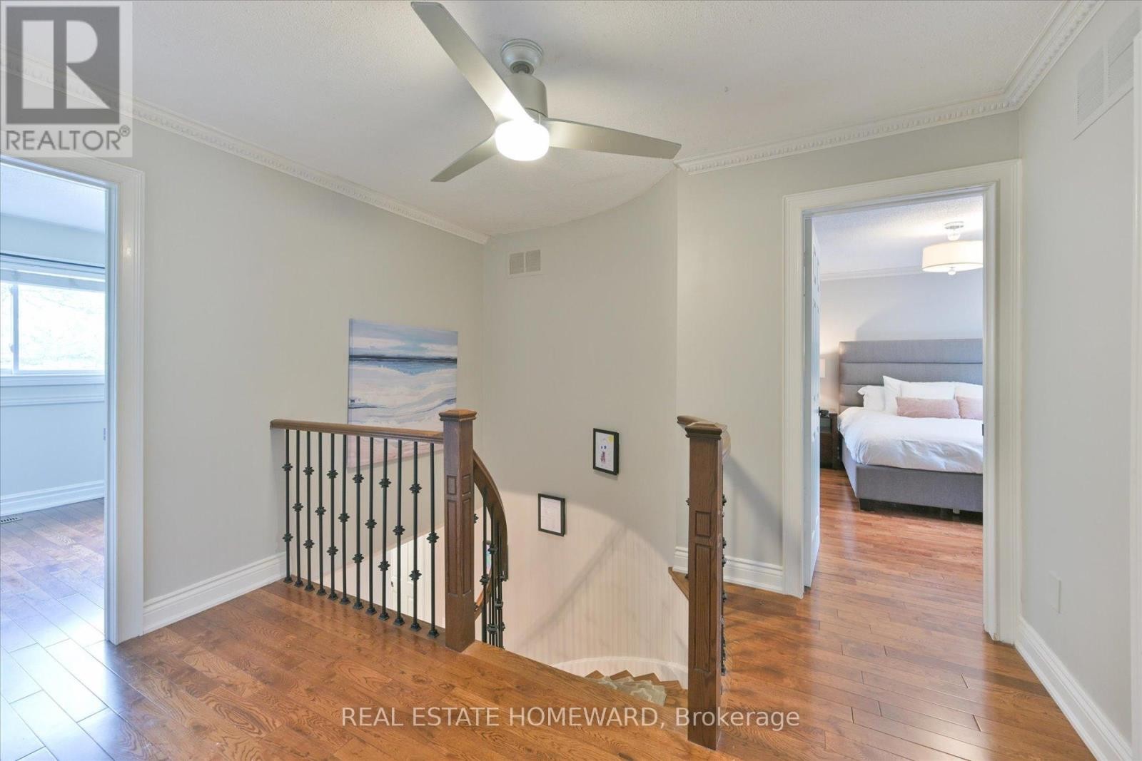 












1221 GRANDVIEW DRIVE

,
Oakville (WC Wedgewood Creek),




Ontario
L6H4Z2

