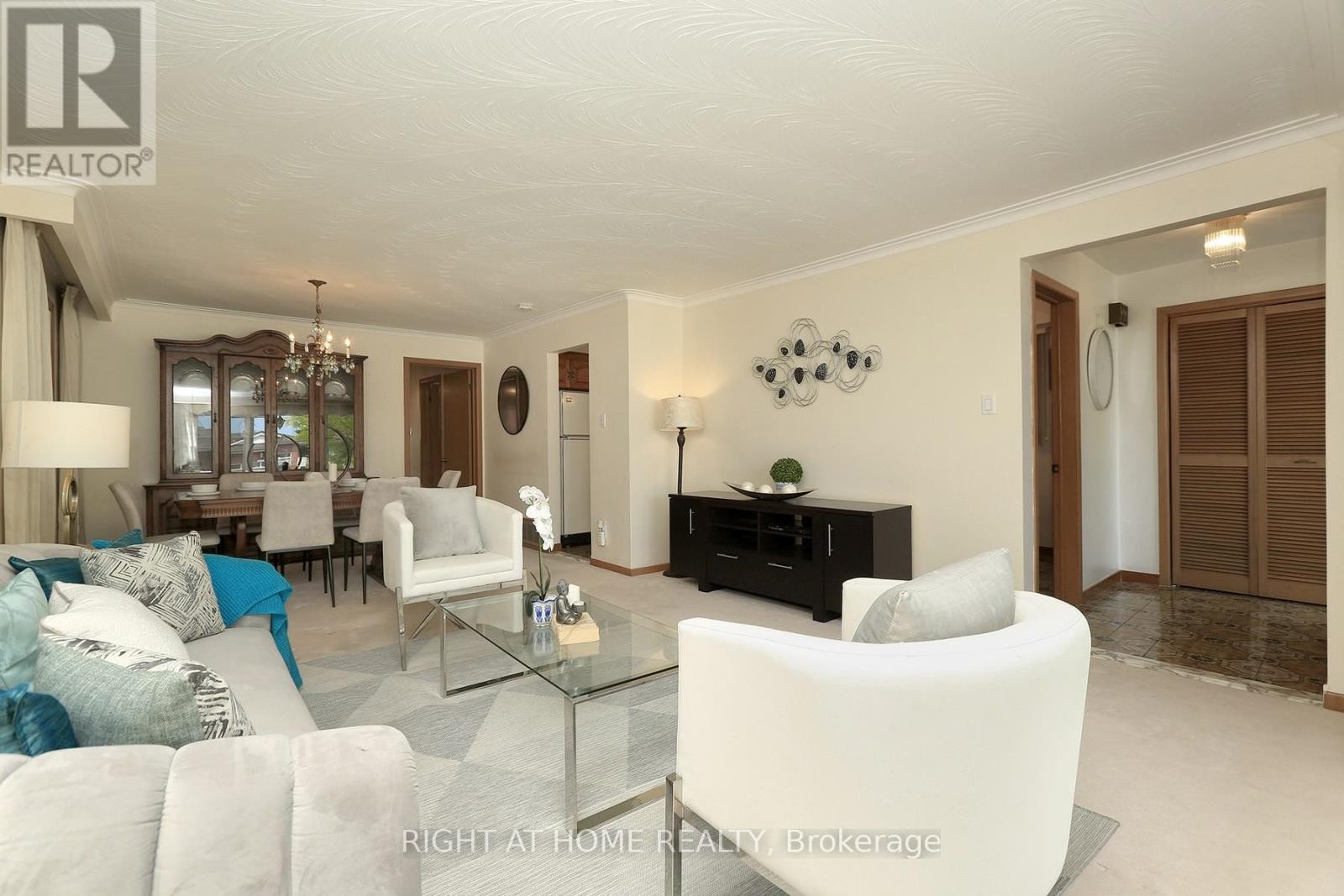 












7264 SHALLFORD ROAD

,
Mississauga (Malton),




Ontario
L4T2P7

