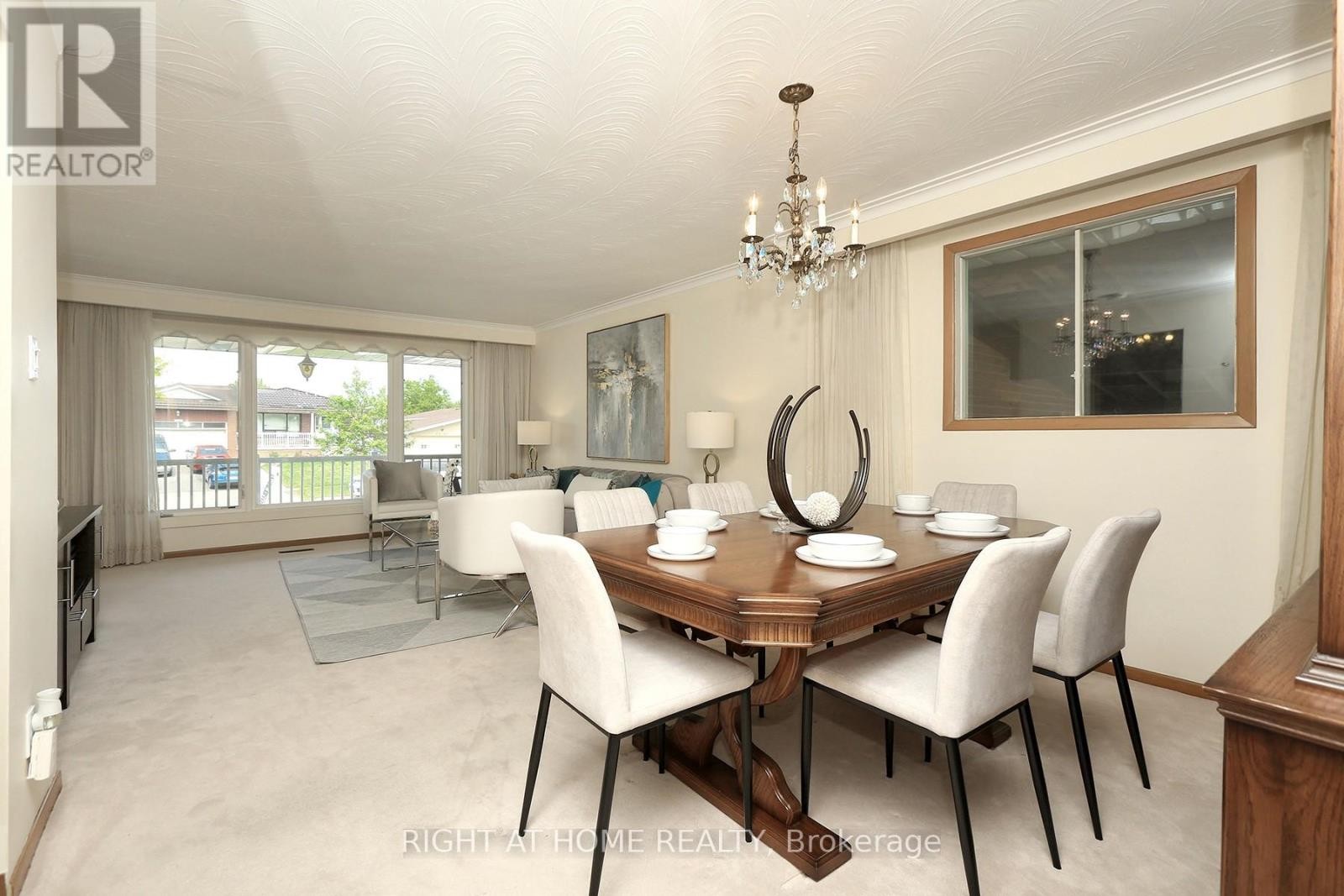 












7264 SHALLFORD ROAD

,
Mississauga (Malton),




Ontario
L4T2P7

