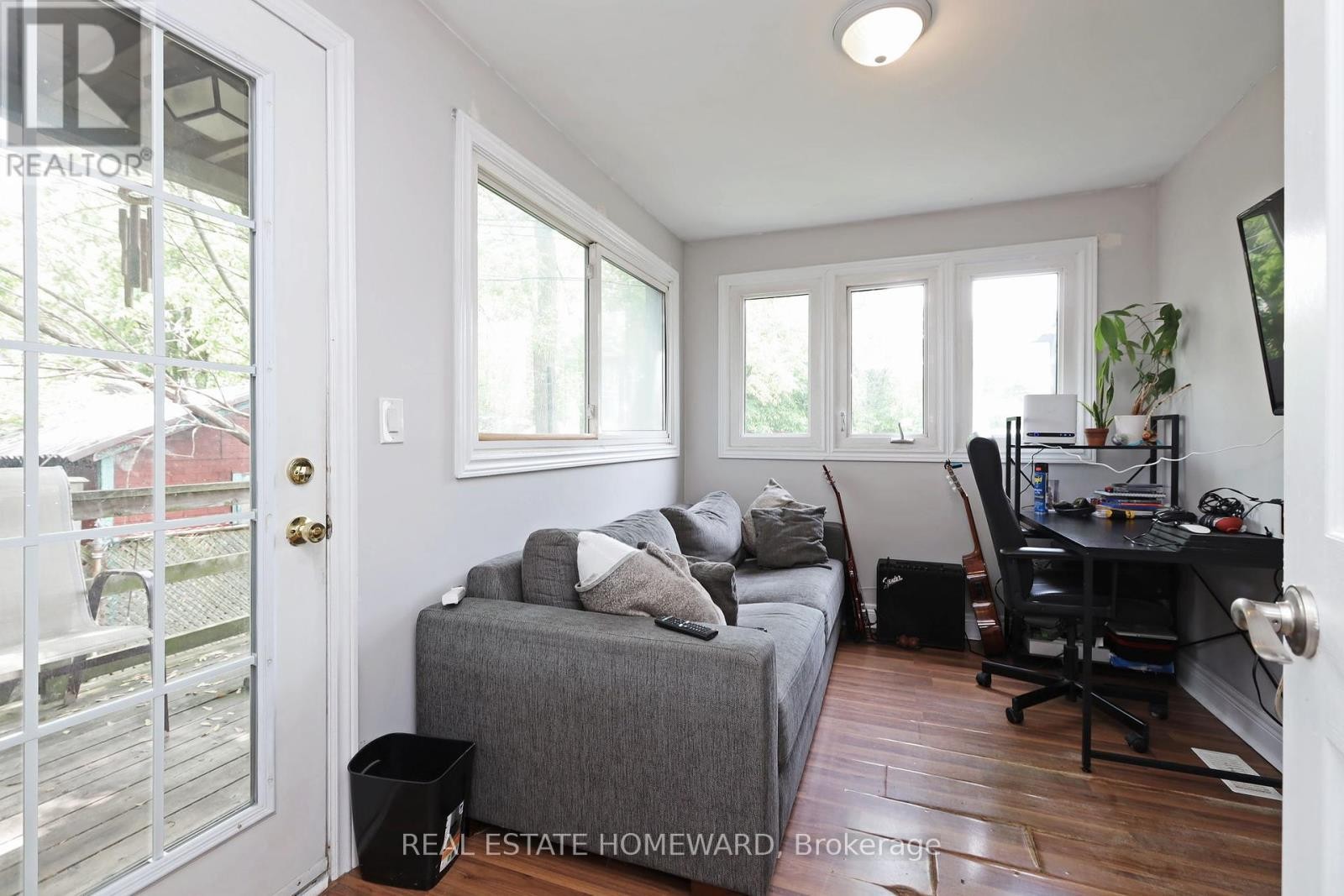 












156 ROYAL YORK ROAD

,
Toronto (Mimico),




Ontario
M8V2V3

