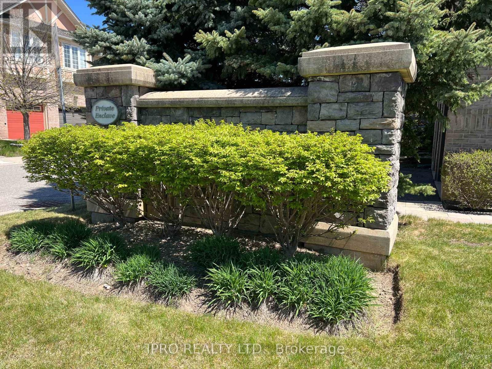 












18 - 2295 ROCHESTER CIRCLE

,
Oakville (BC Bronte Creek),




Ontario
L6M5C9

