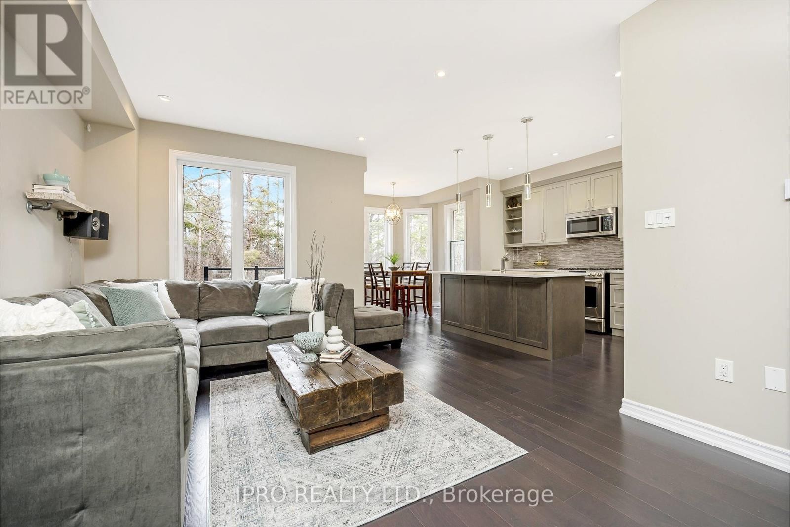 












25 UPPER CANADA COURT

,
Halton Hills (Georgetown),




Ontario
L7G0K9

