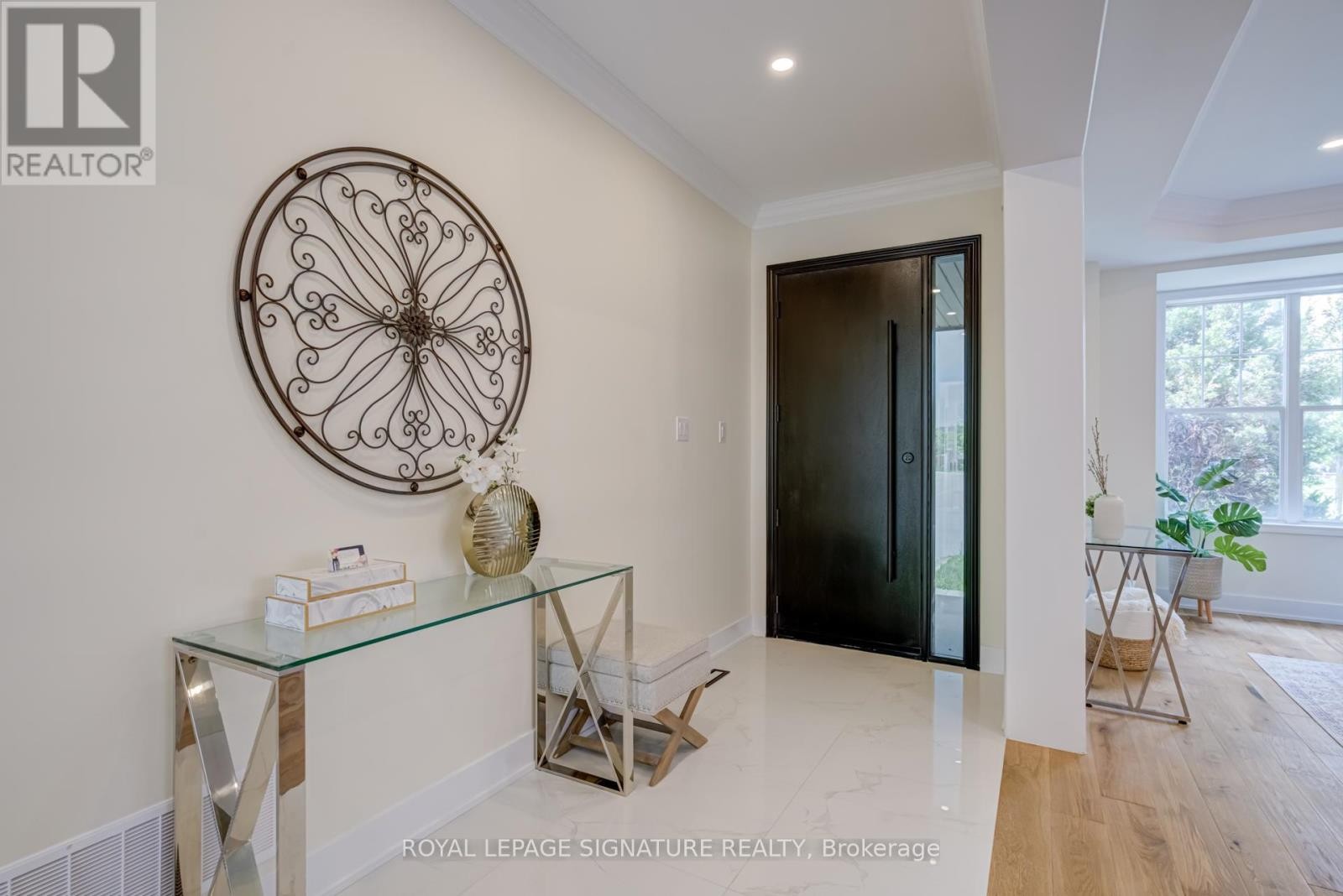 












854 YATES DRIVE

,
Milton (CO Coates),




Ontario
L9T0E5


