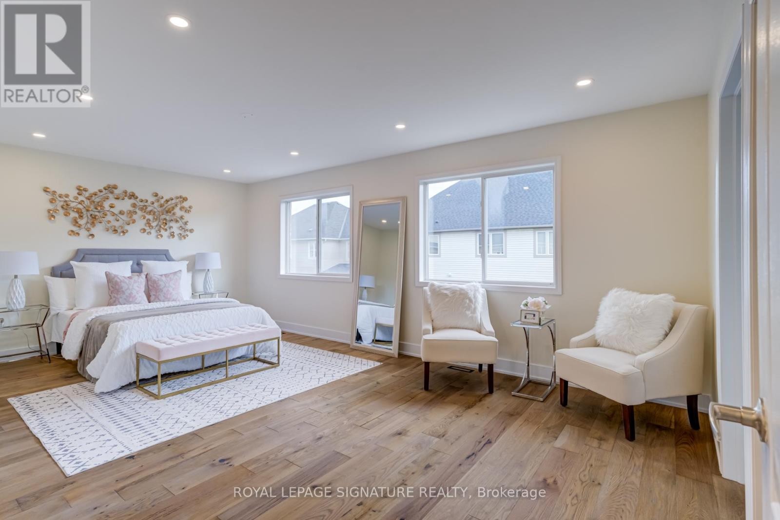 












854 YATES DRIVE

,
Milton (CO Coates),




Ontario
L9T0E5

