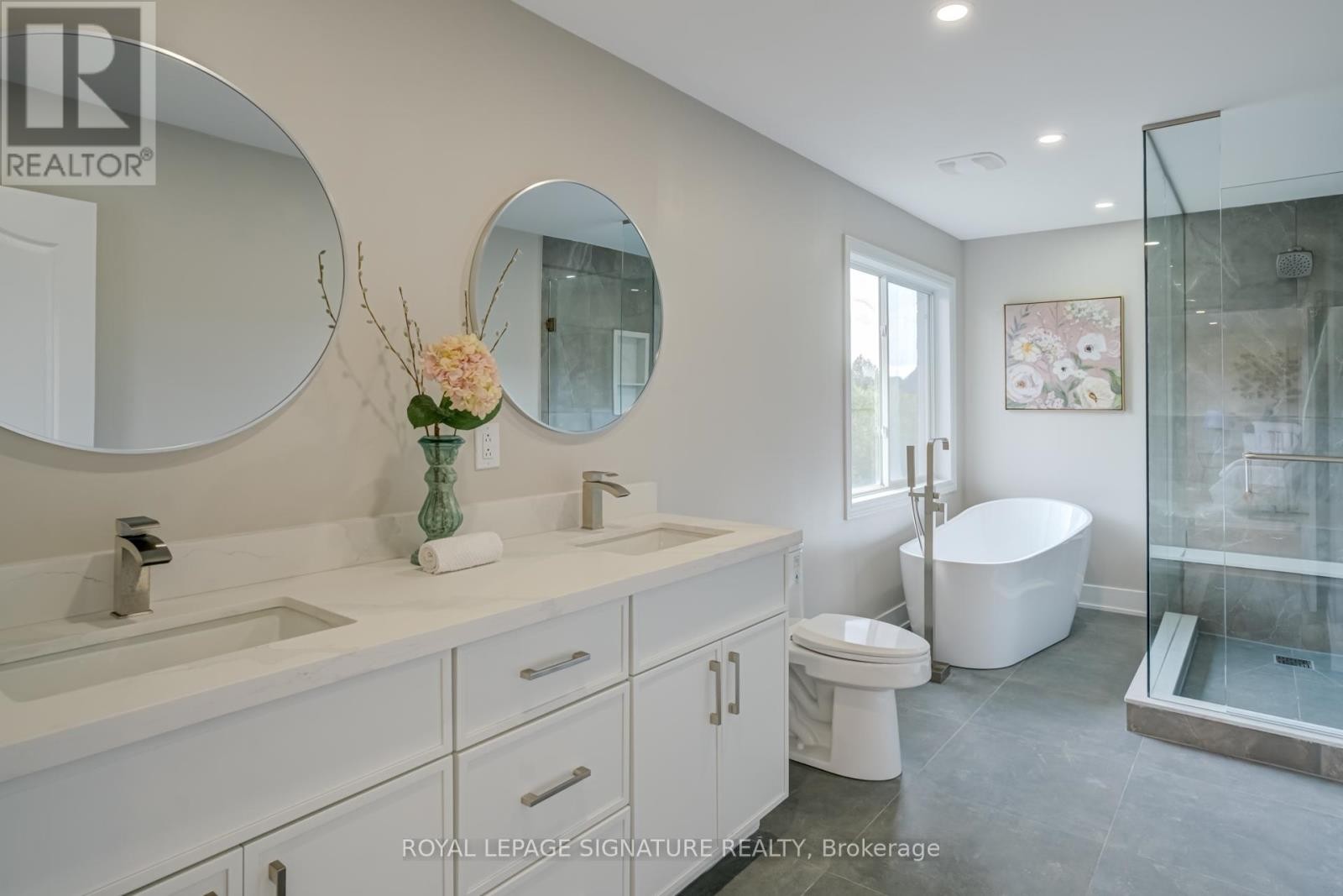 












854 YATES DRIVE

,
Milton (CO Coates),




Ontario
L9T0E5


