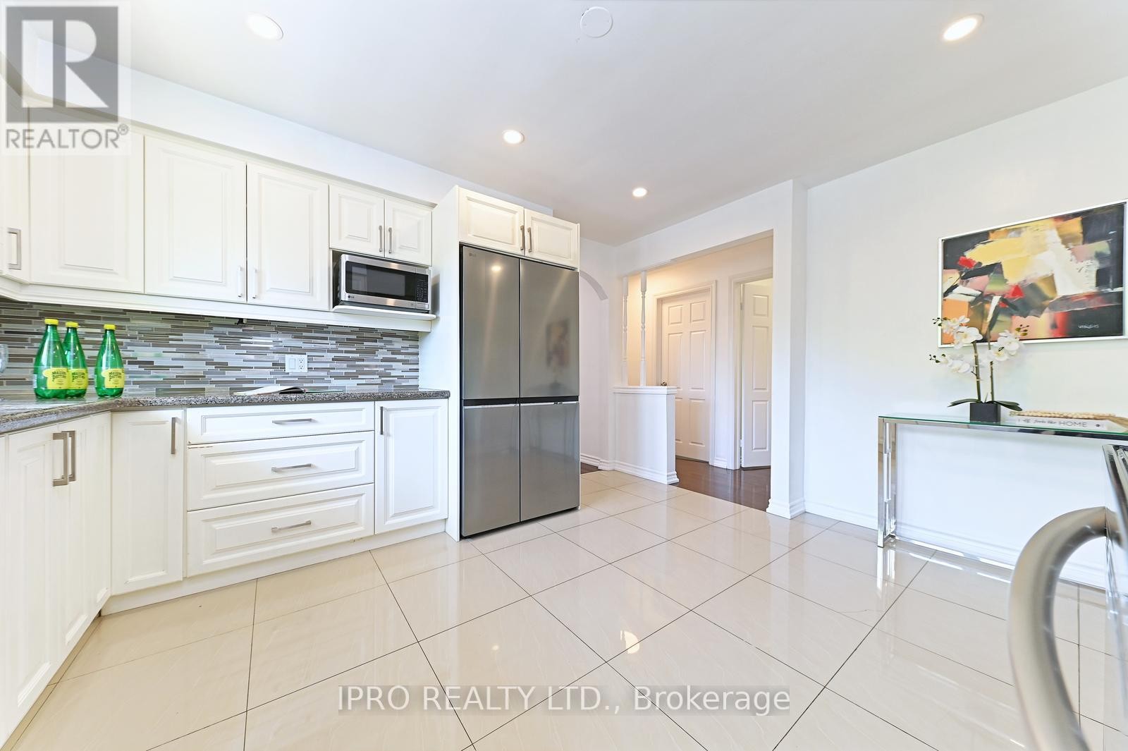 












2101 PARKWAY DRIVE

,
Burlington (Mountainside),




Ontario
L7P1S5

