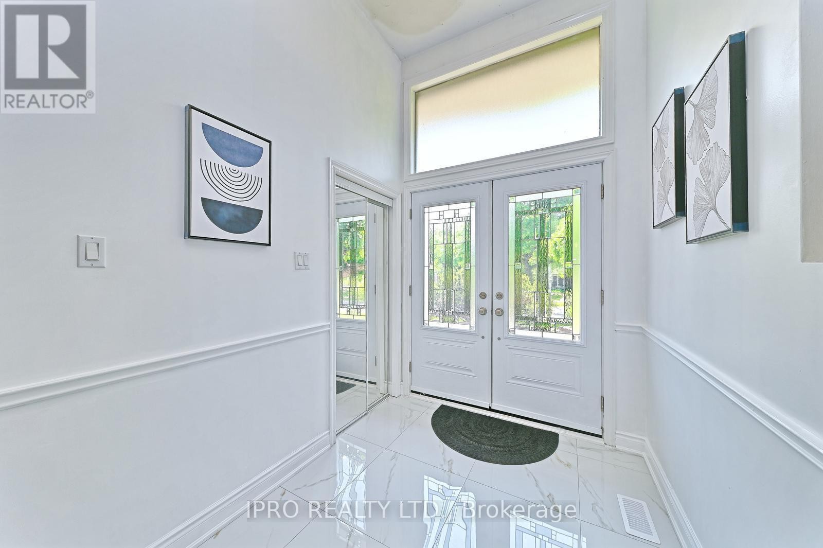 












2101 PARKWAY DRIVE

,
Burlington (Mountainside),




Ontario
L7P1S5

