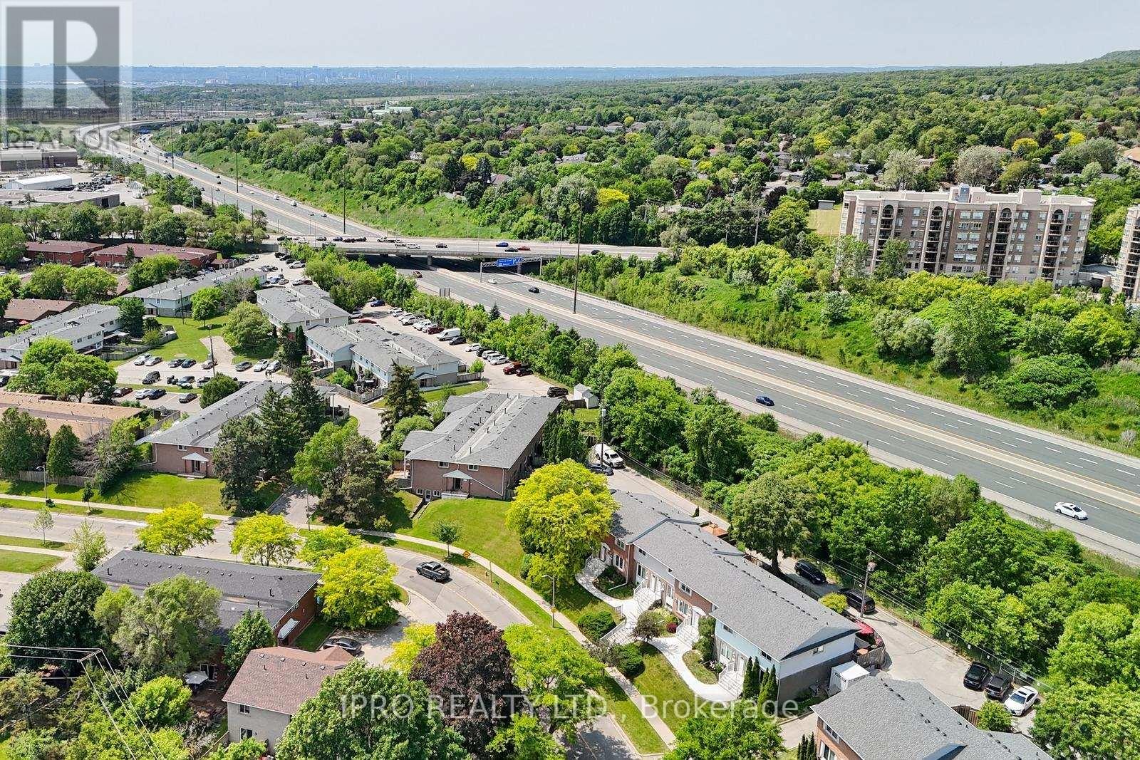 












2101 PARKWAY DRIVE

,
Burlington (Mountainside),




Ontario
L7P1S5

