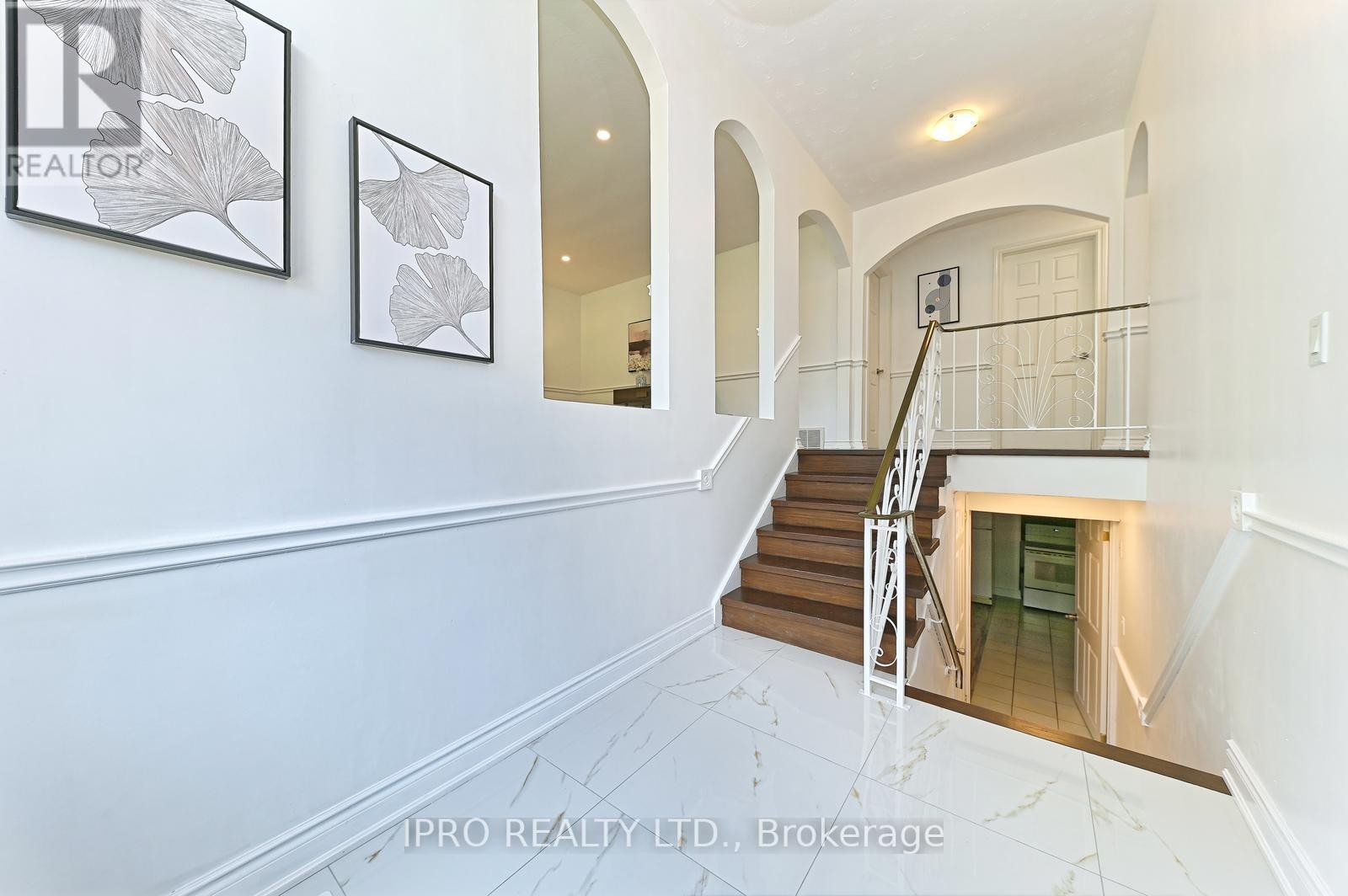 












2101 PARKWAY DRIVE

,
Burlington (Mountainside),




Ontario
L7P1S5

