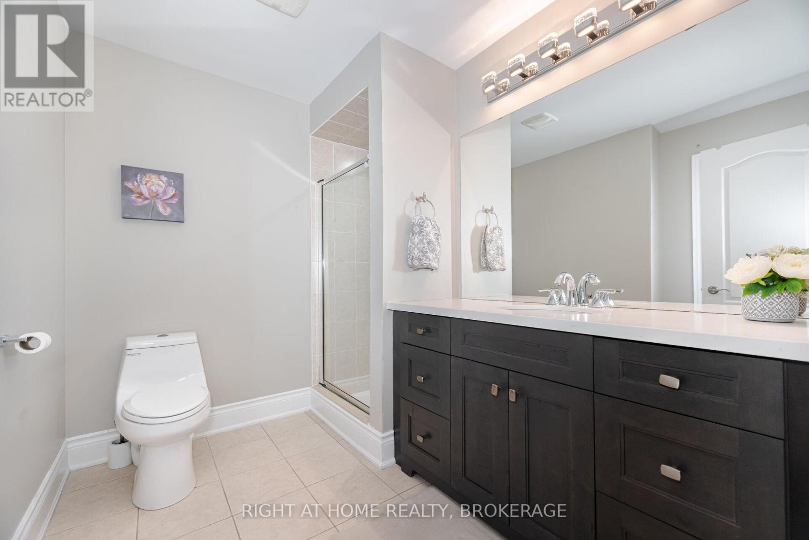 












105 ROYAL WEST DRIVE

,
Brampton (Credit Valley),




Ontario
L6X0V6

