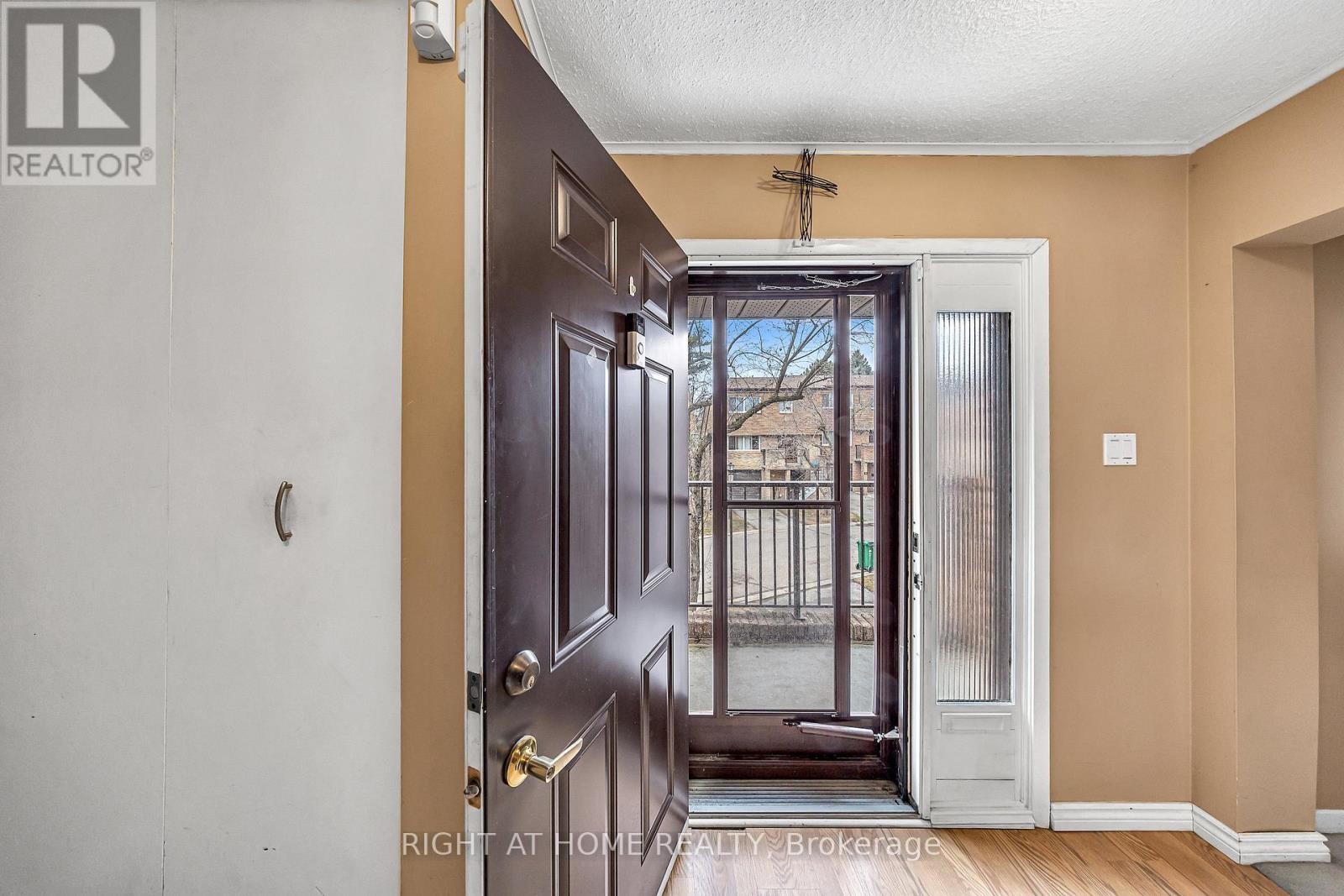 












51 - 7030 COPENHAGEN ROAD

,
Mississauga (Meadowvale),




Ontario
L5N2P3

