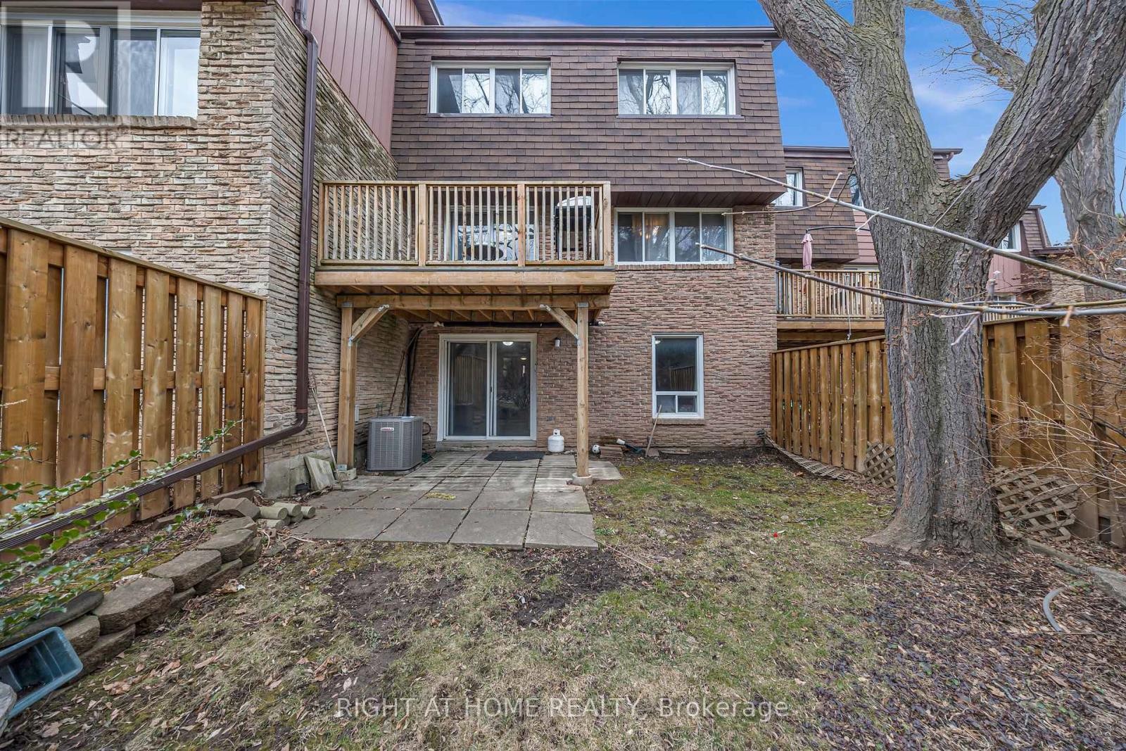 












51 - 7030 COPENHAGEN ROAD

,
Mississauga (Meadowvale),




Ontario
L5N2P3

