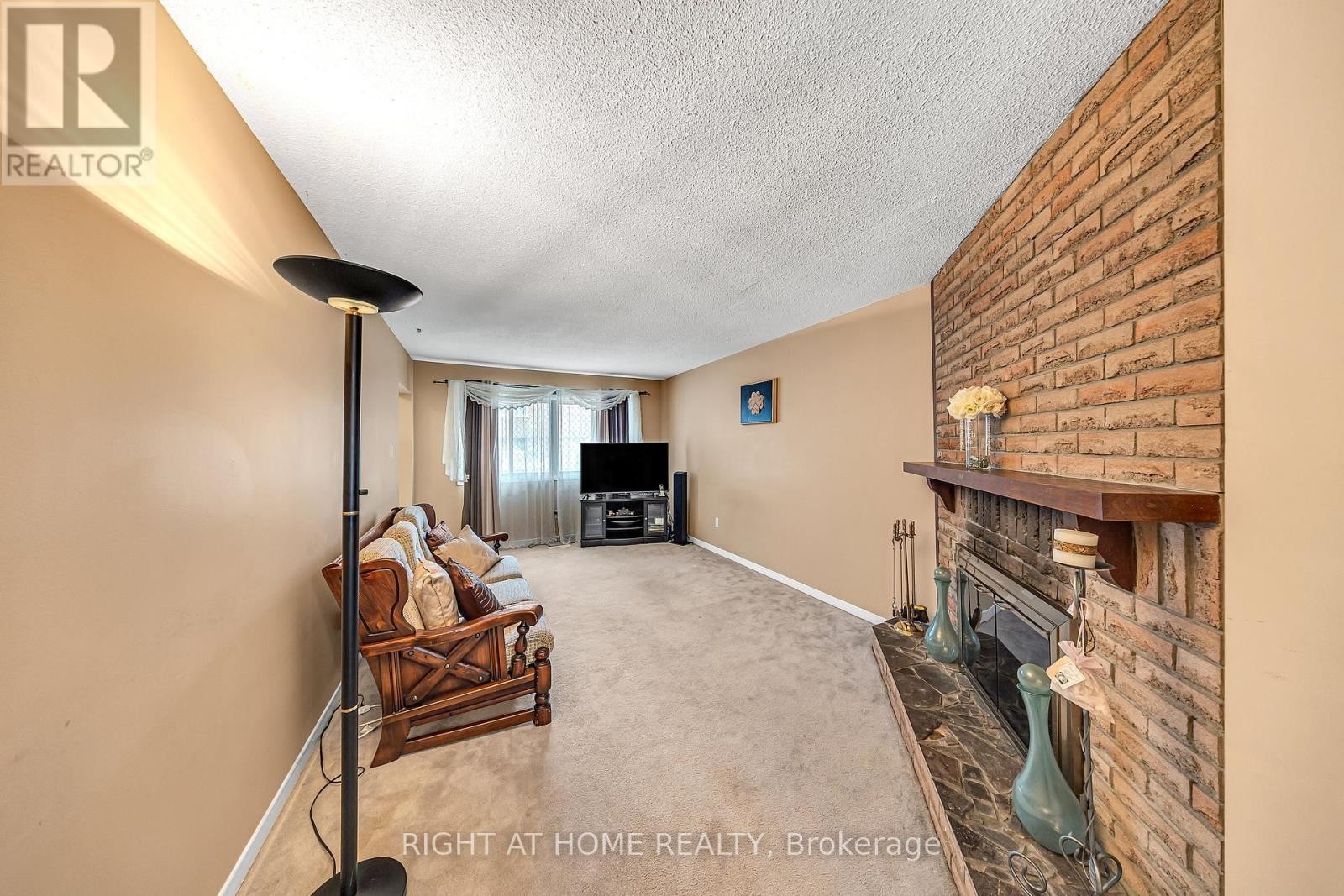 












51 - 7030 COPENHAGEN ROAD

,
Mississauga (Meadowvale),




Ontario
L5N2P3


